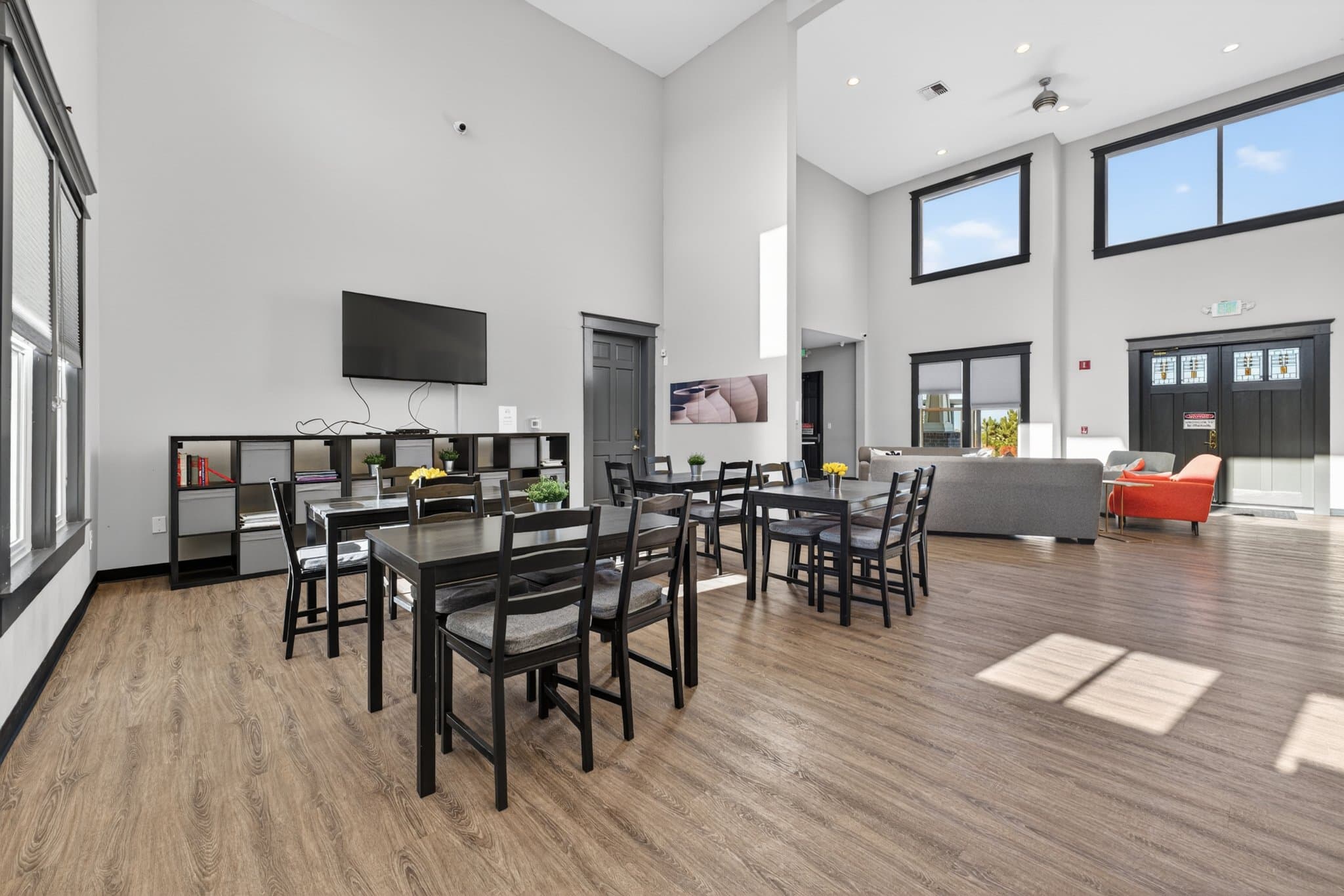 Superior Condo: 2080 Shamrock Drive