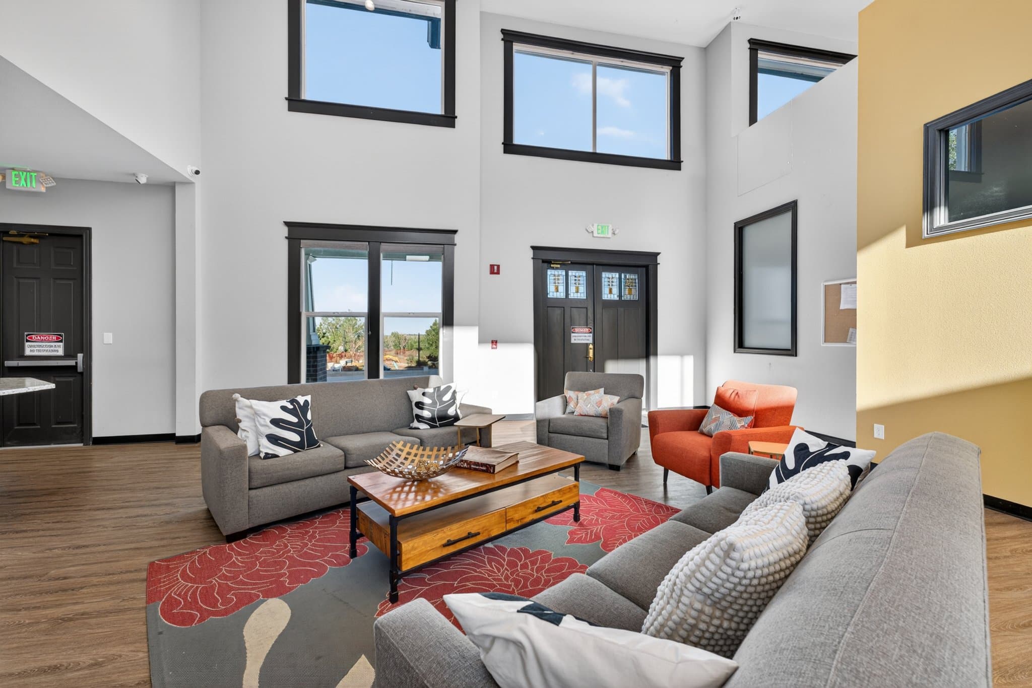Superior Condo: 2080 Shamrock Drive