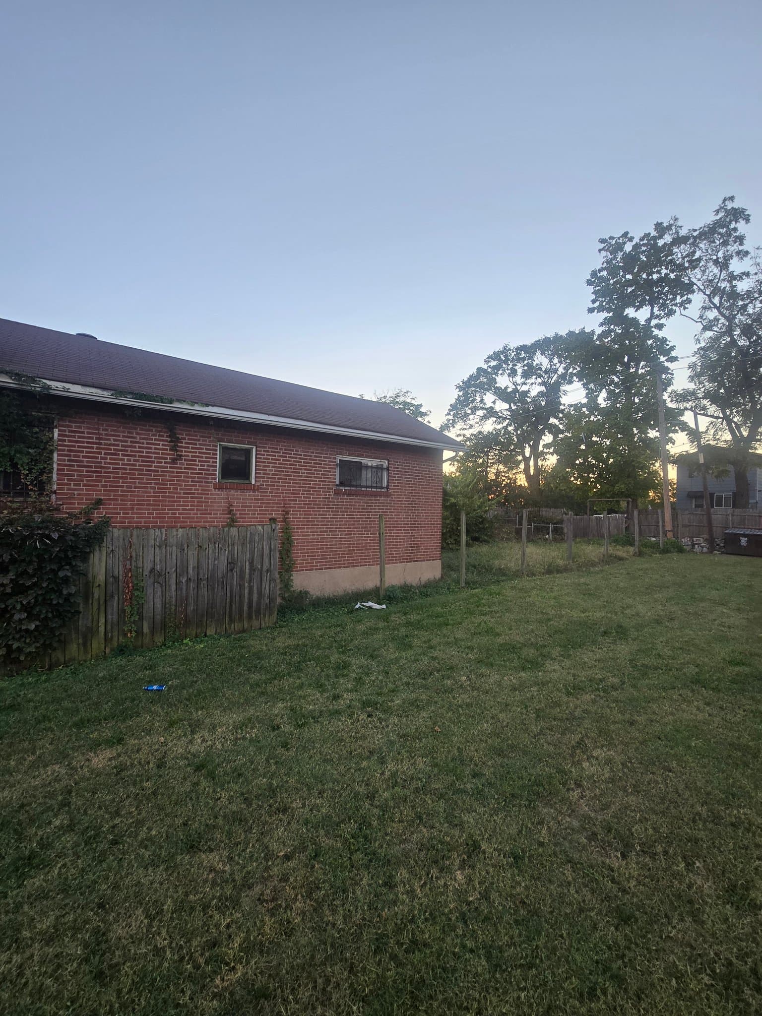 Saint Louis House: 4323 Obear Ave