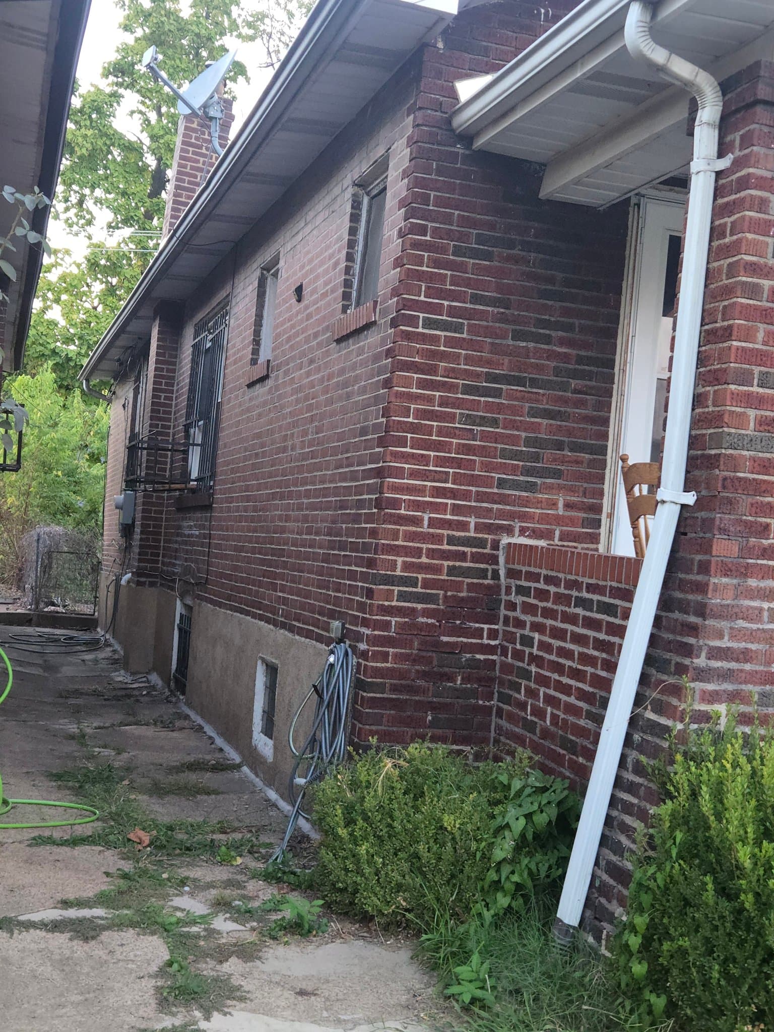 Saint Louis House: 4323 Obear Ave