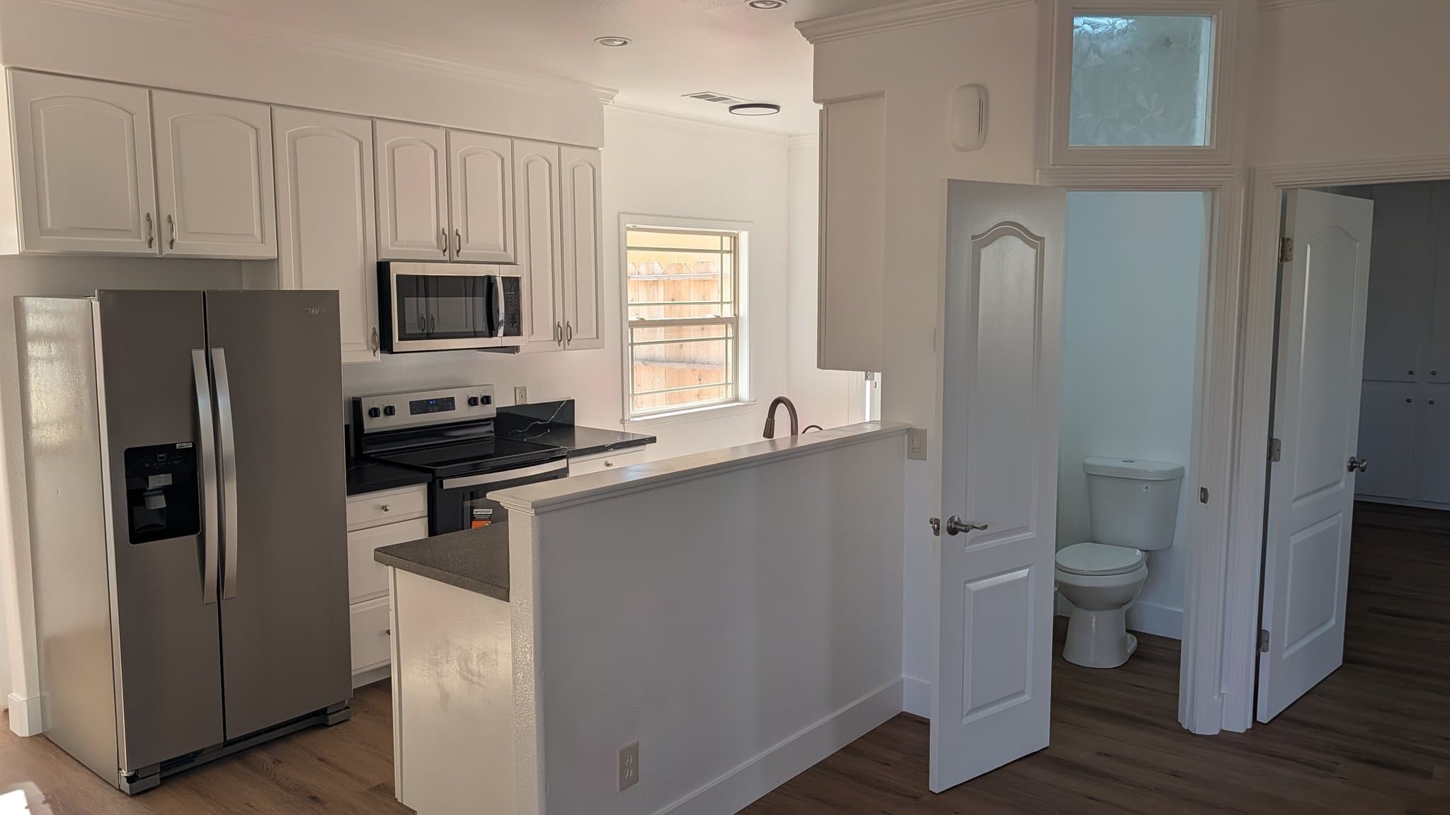 Orland Townhome: 520 3rd St