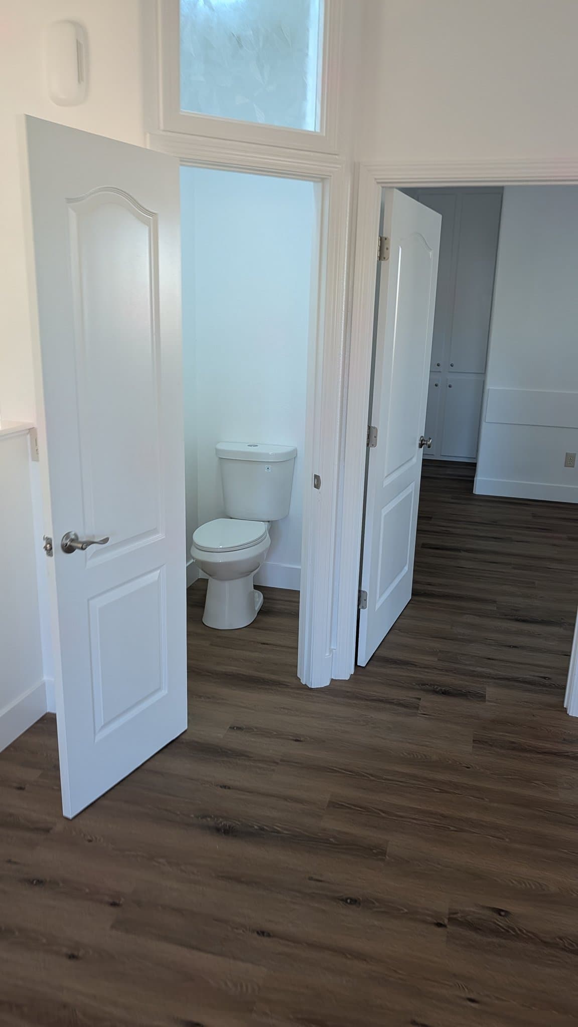 Orland Townhome: 520 3rd St