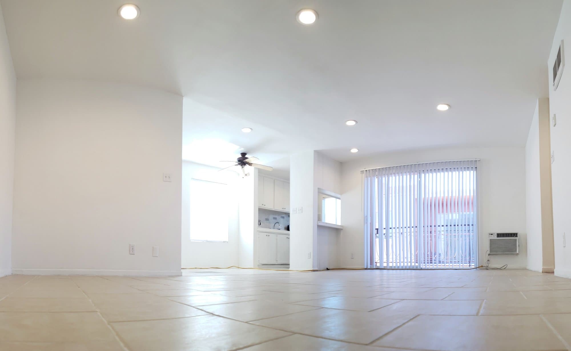 Van Nuys Apartment: 8108 Langdon Avenue