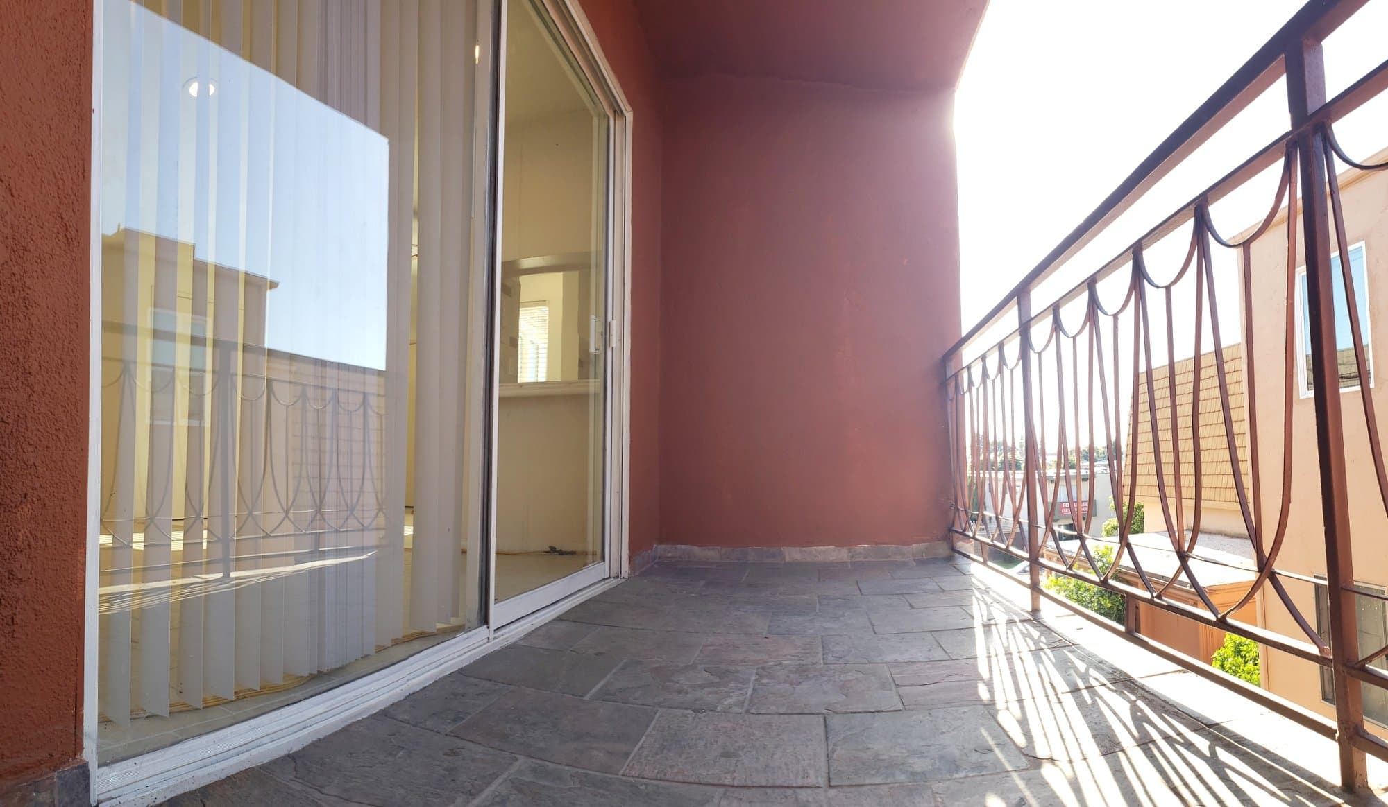 Van Nuys Apartment: 8108 Langdon Avenue