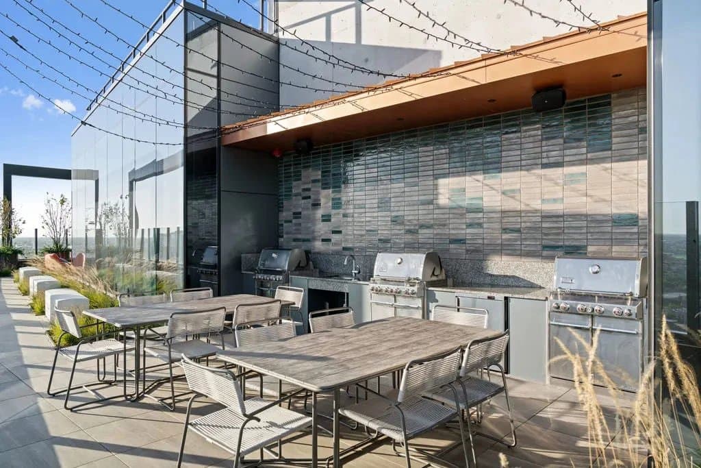 Chicago Condo: 1127 W. Van Buren