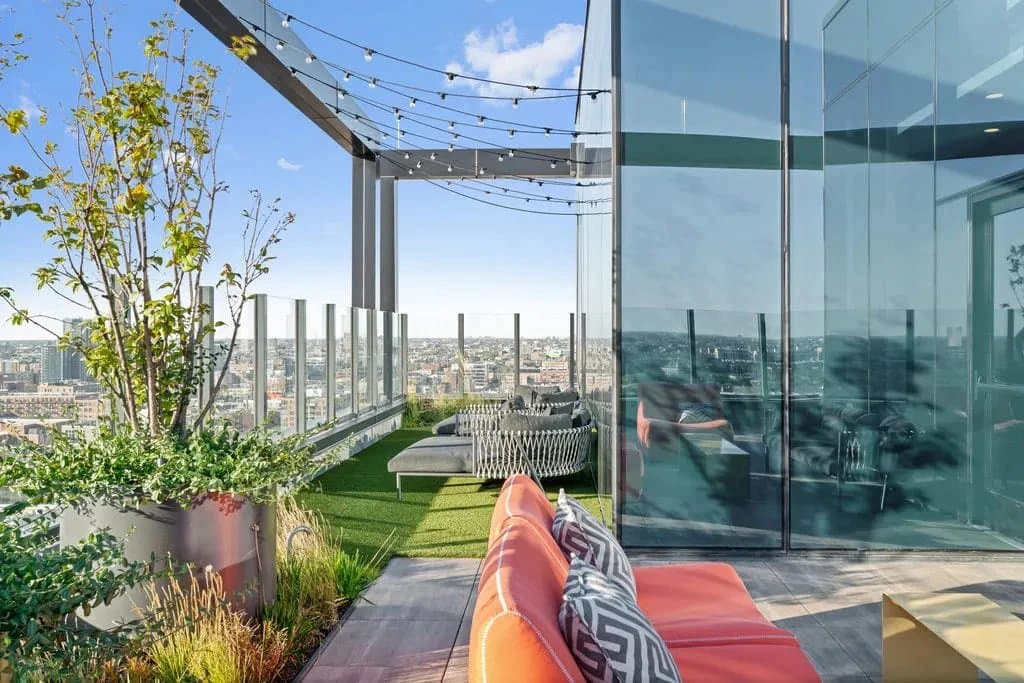 Chicago Condo: 1127 W. Van Buren