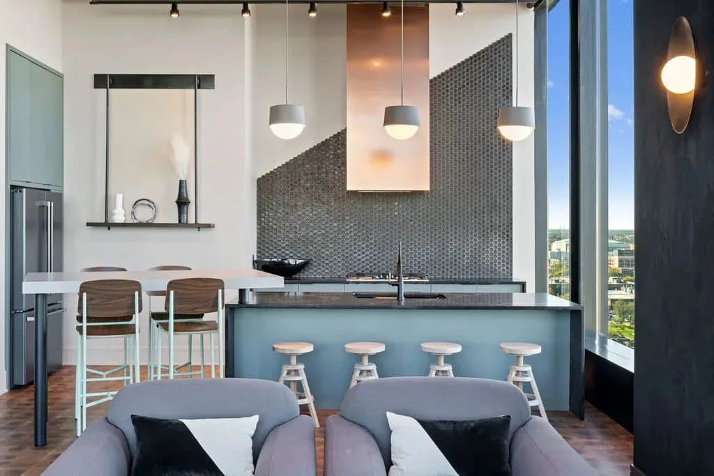 Chicago Condo: 1127 W. Van Buren