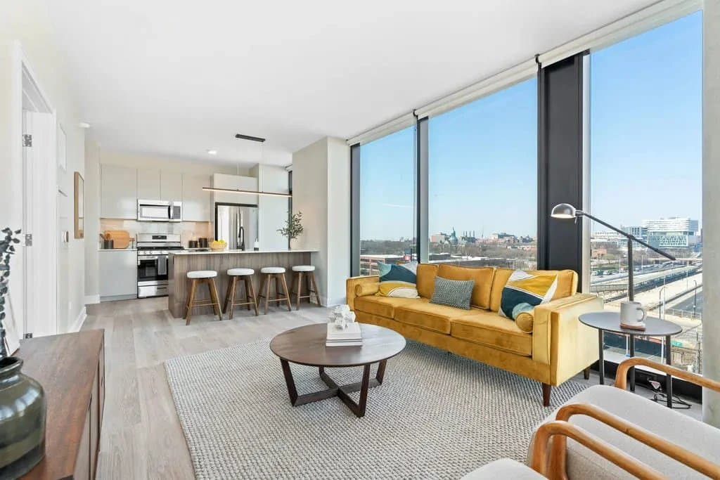 Chicago Condo: 1127 W. Van Buren