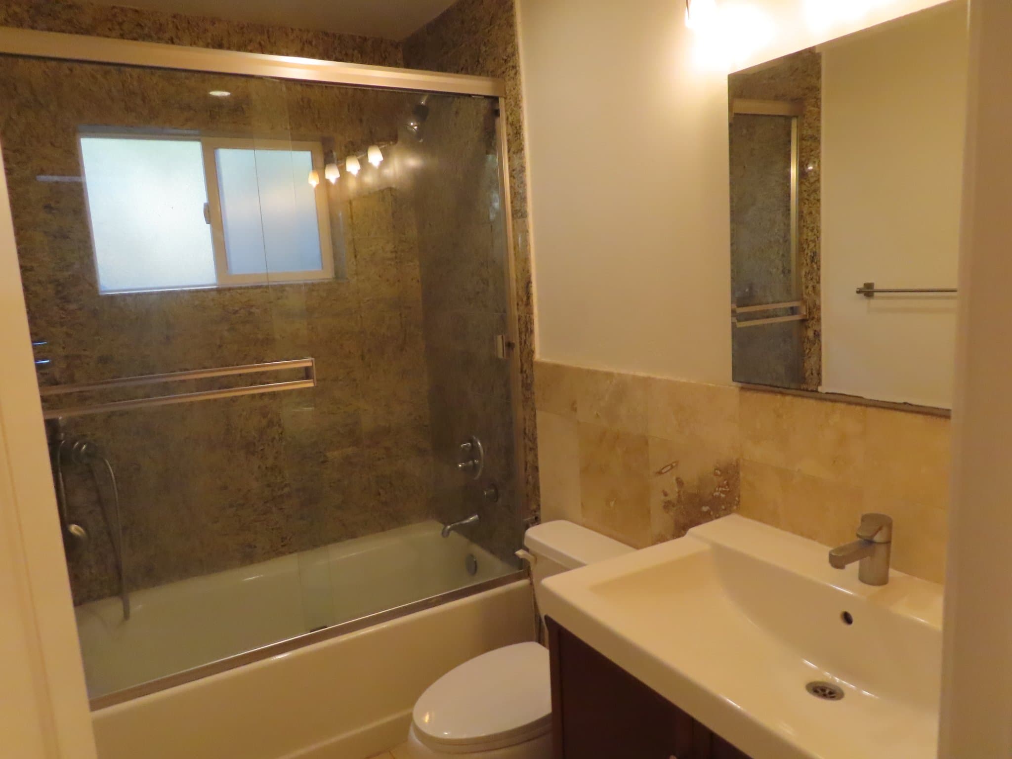 La Mesa Townhome: 8635 Mellmanor Dr