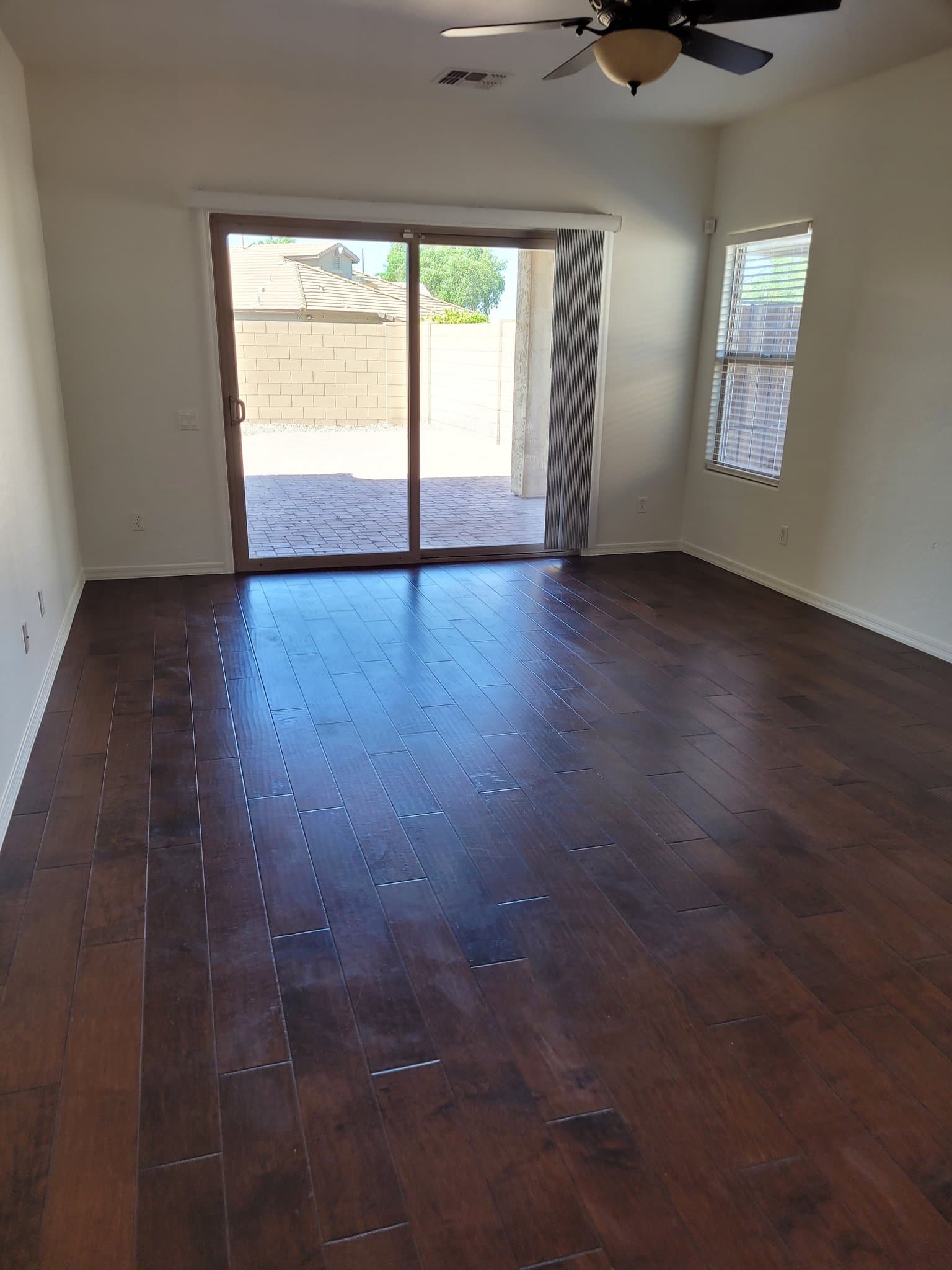 Mesa House: 4612 S Marron