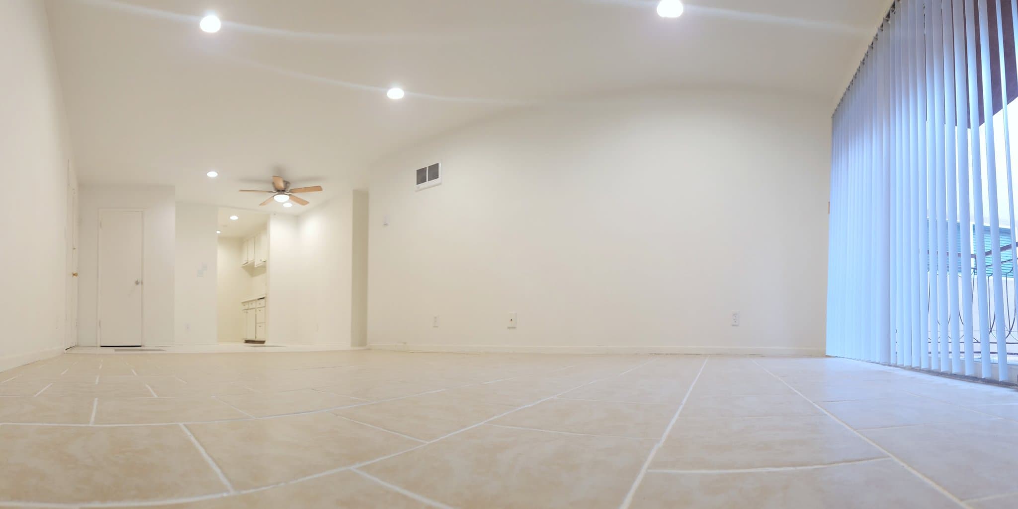 Van Nuys Apartment: 8108 Langdon Avenue
