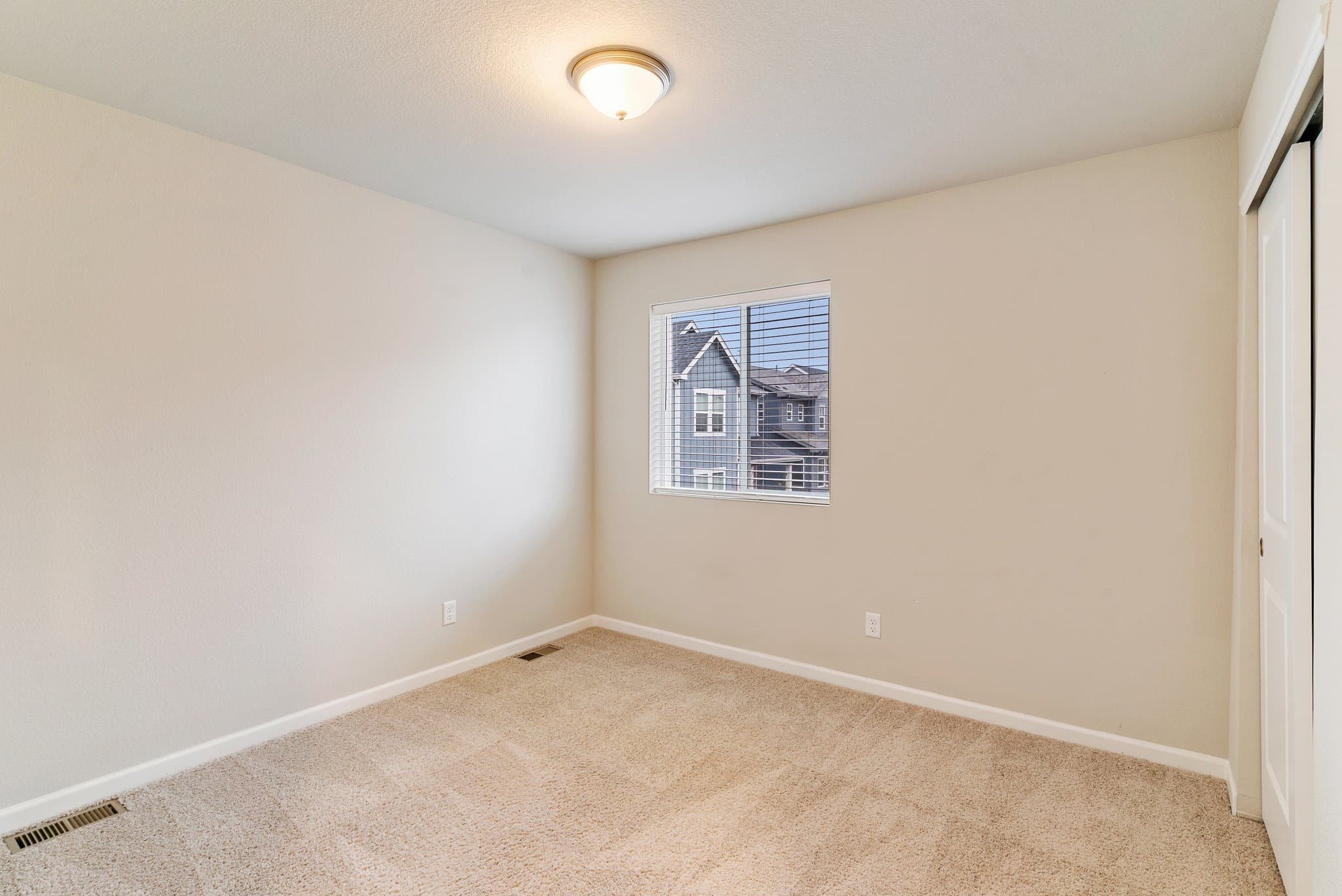 Fort Collins House: 2143 Arborwood Ln