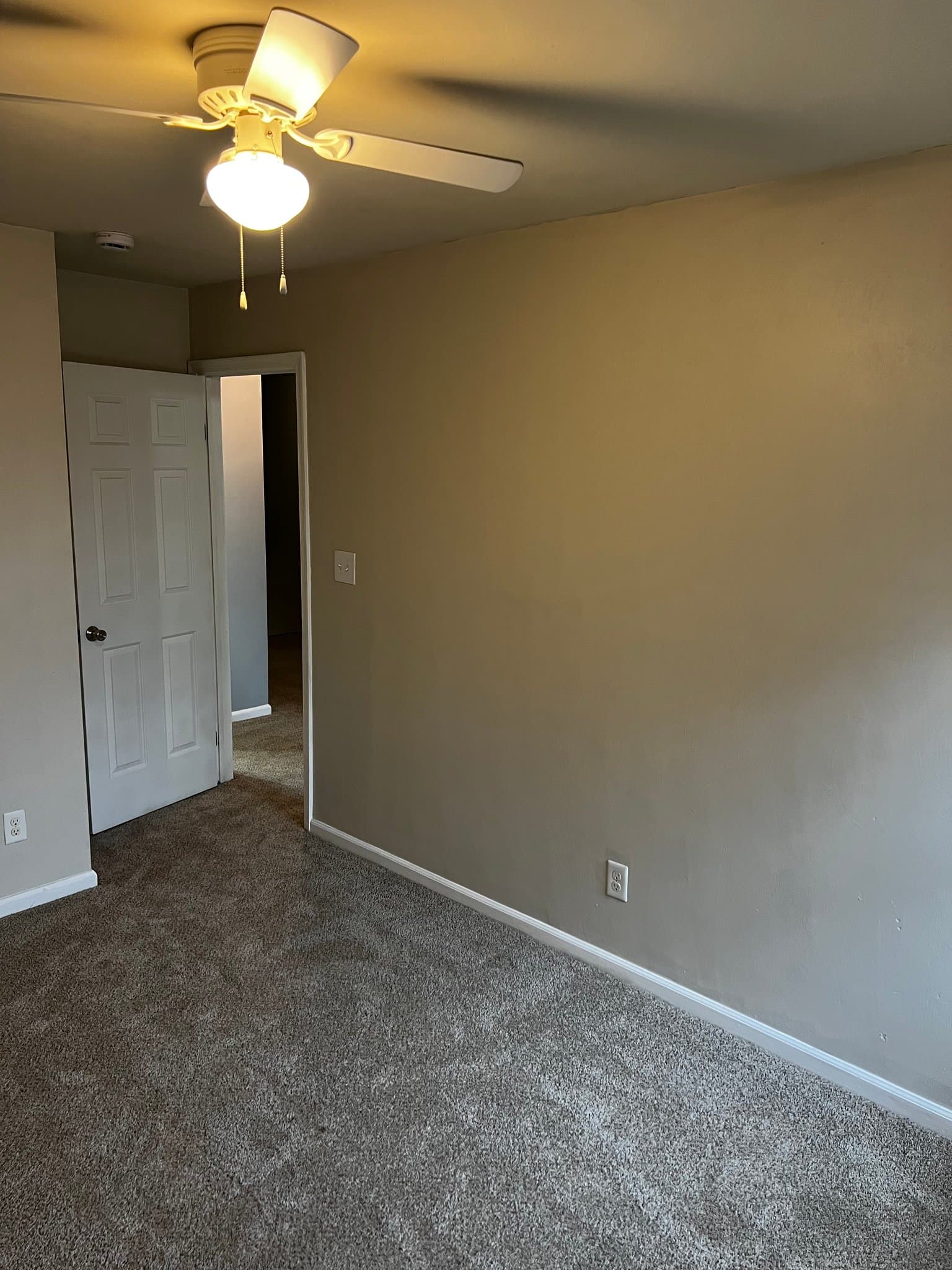 Virginia Beach Townhome: 319 Gambrill Ct