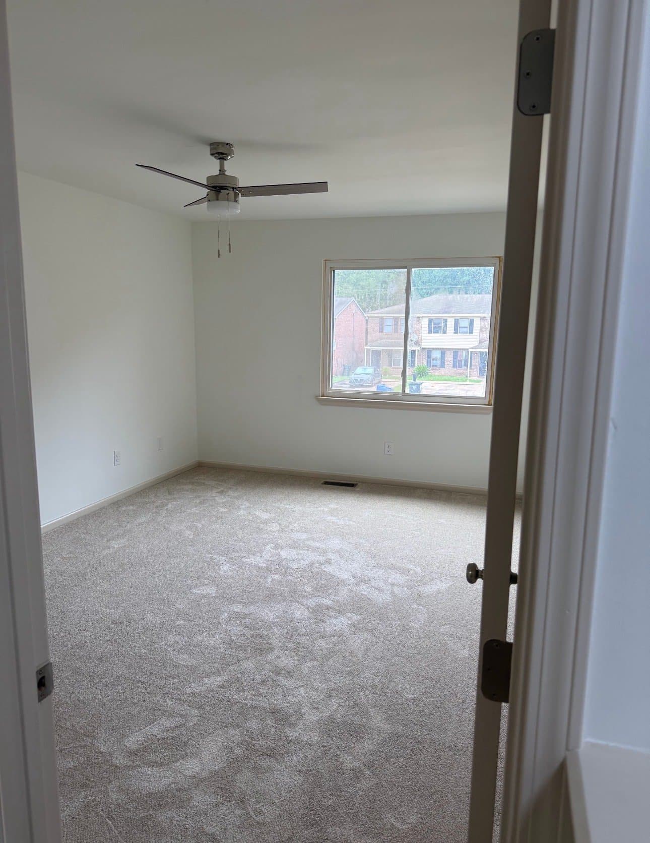 North Charleston House: 7685 Hunters Ridge Ln