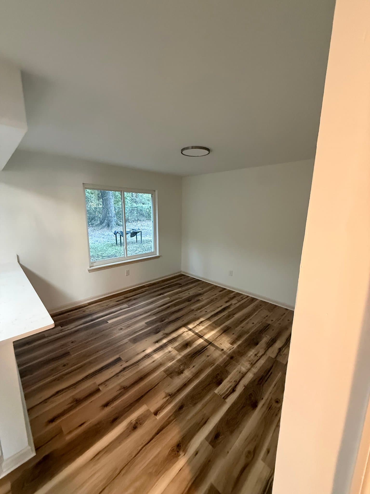 North Charleston House: 7687 Hunters Ridge Ln