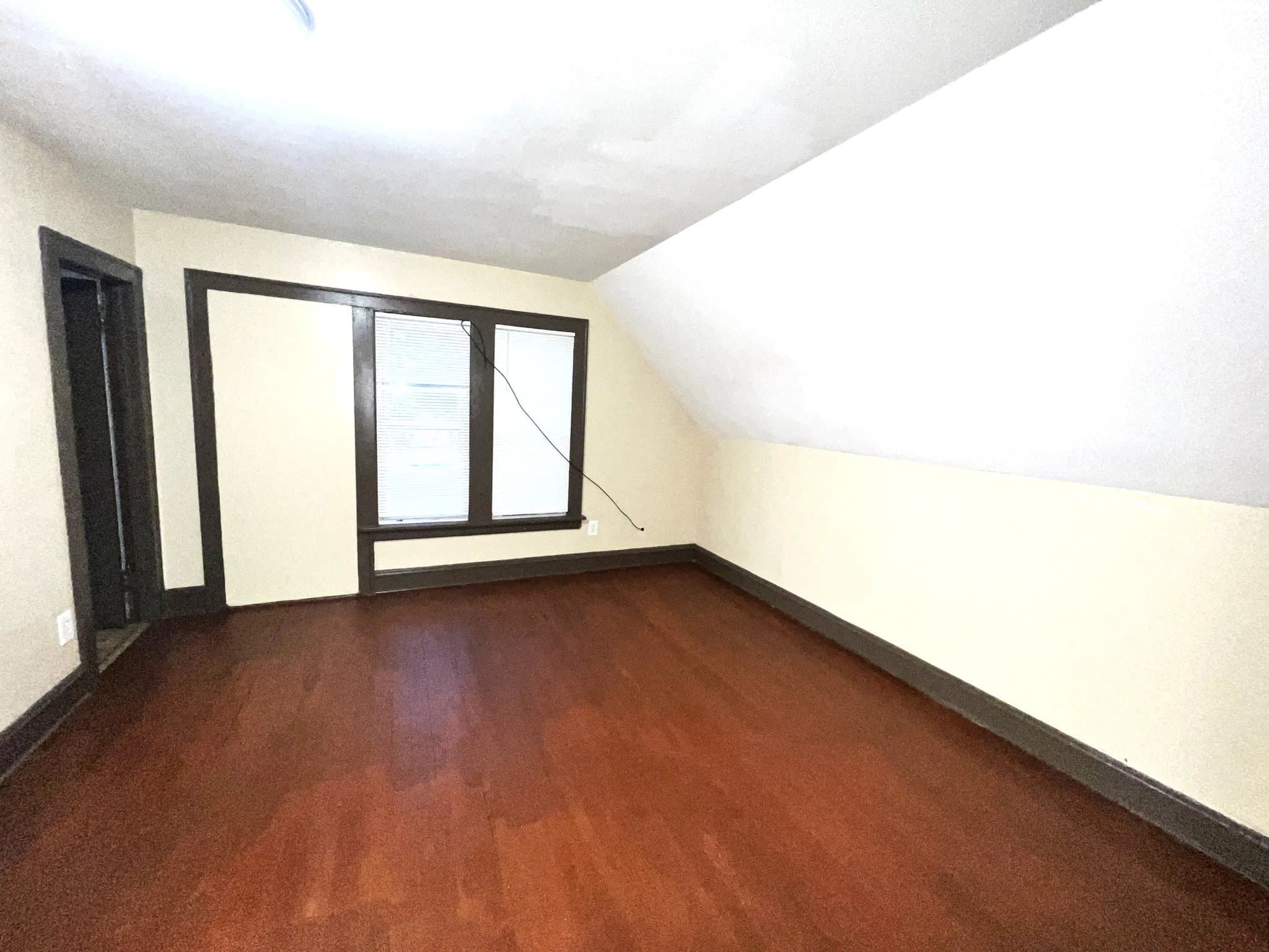 Chicago House: 12015 S Stewart Ave