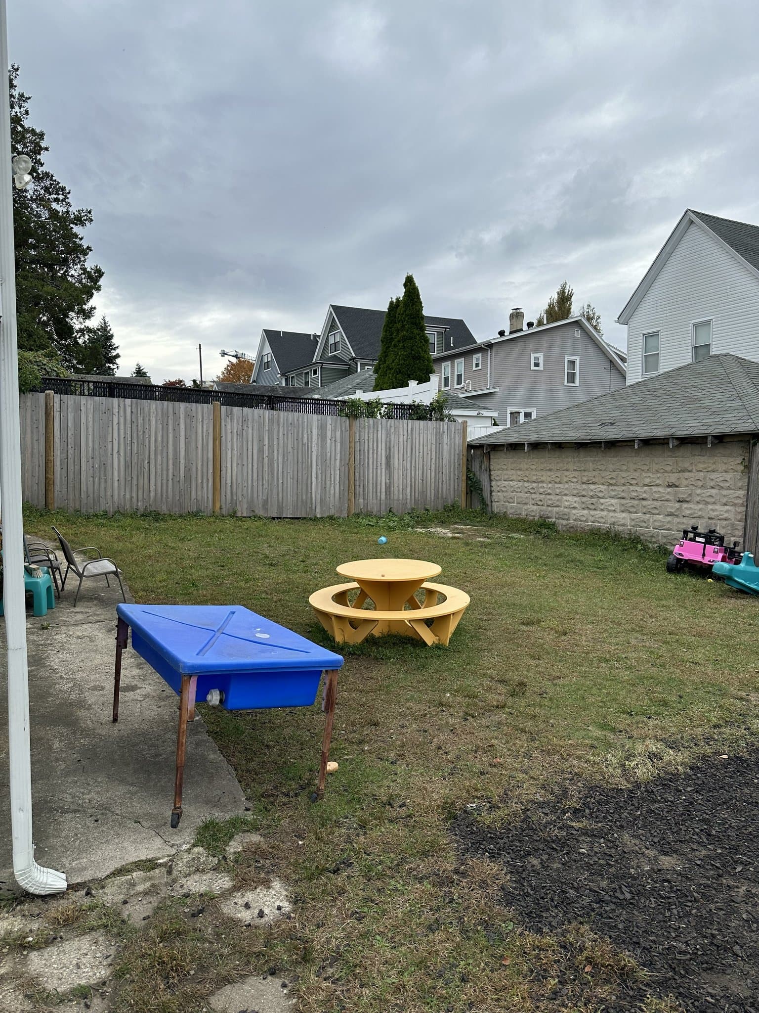 Medford Multiplex: 25 Hume Ave - Unit 1