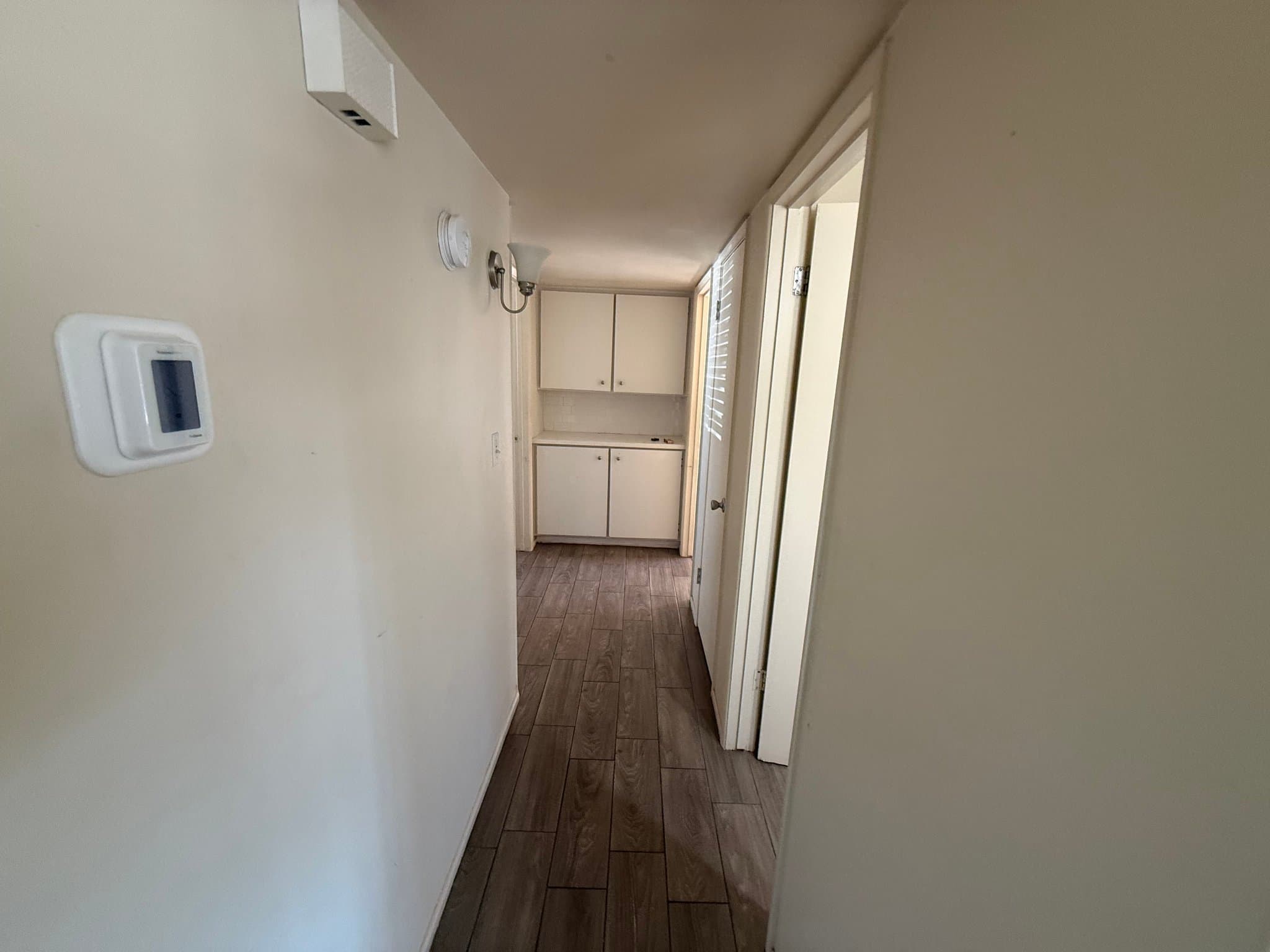 Mesa House: 531 e Franklin ave