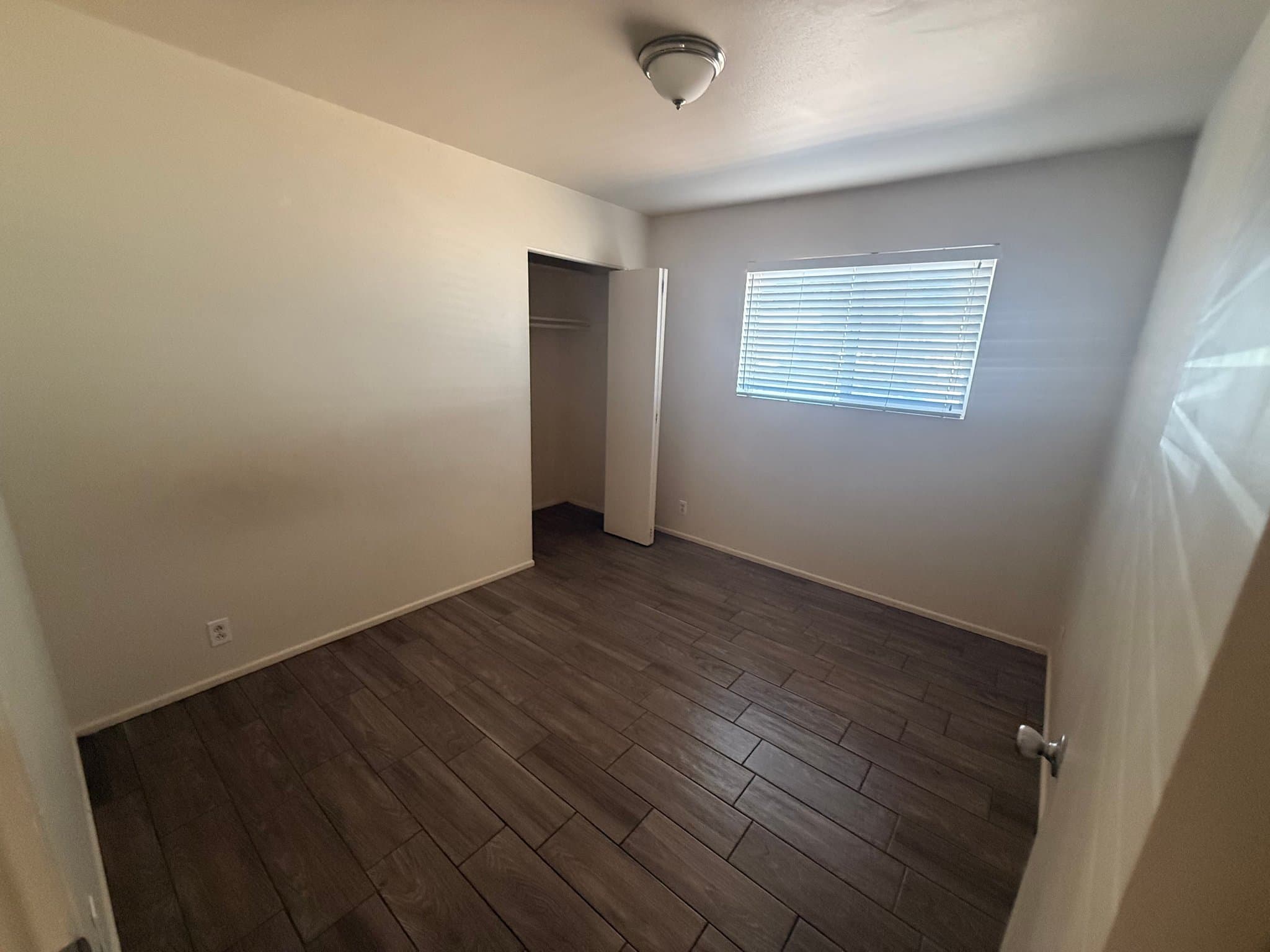Mesa House: 531 e Franklin ave