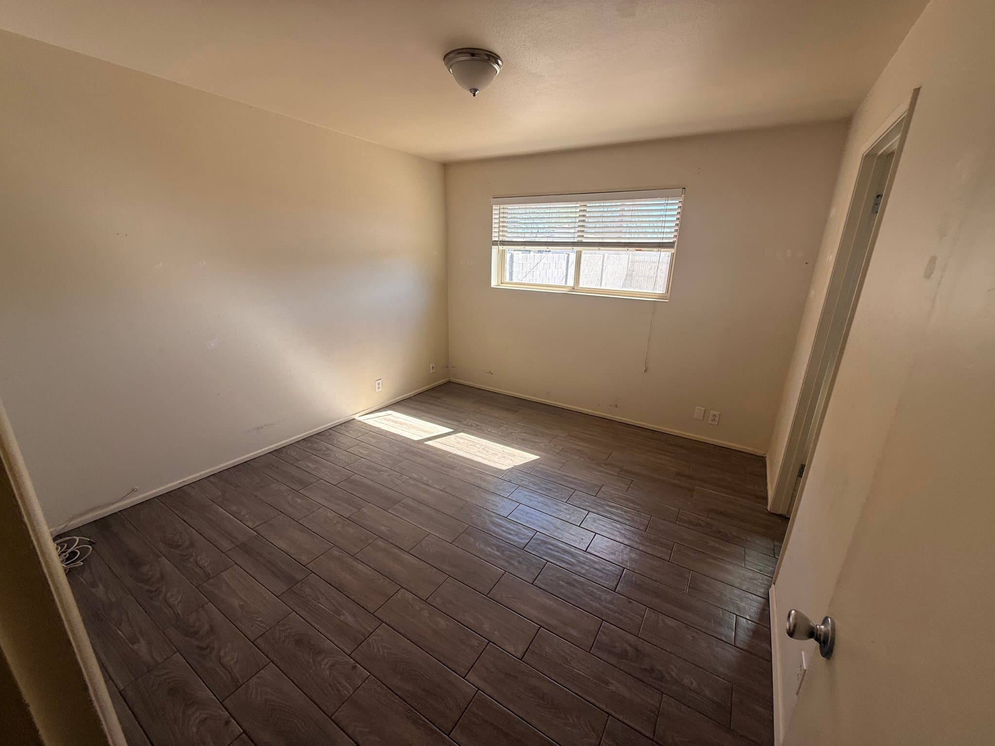 Mesa House: 531 e Franklin ave