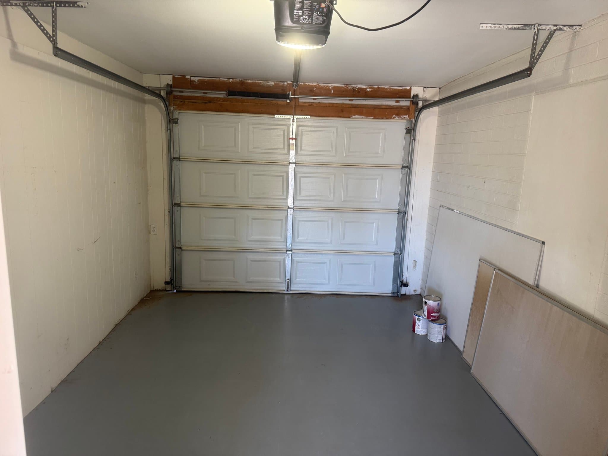 Mesa House: 531 e Franklin ave