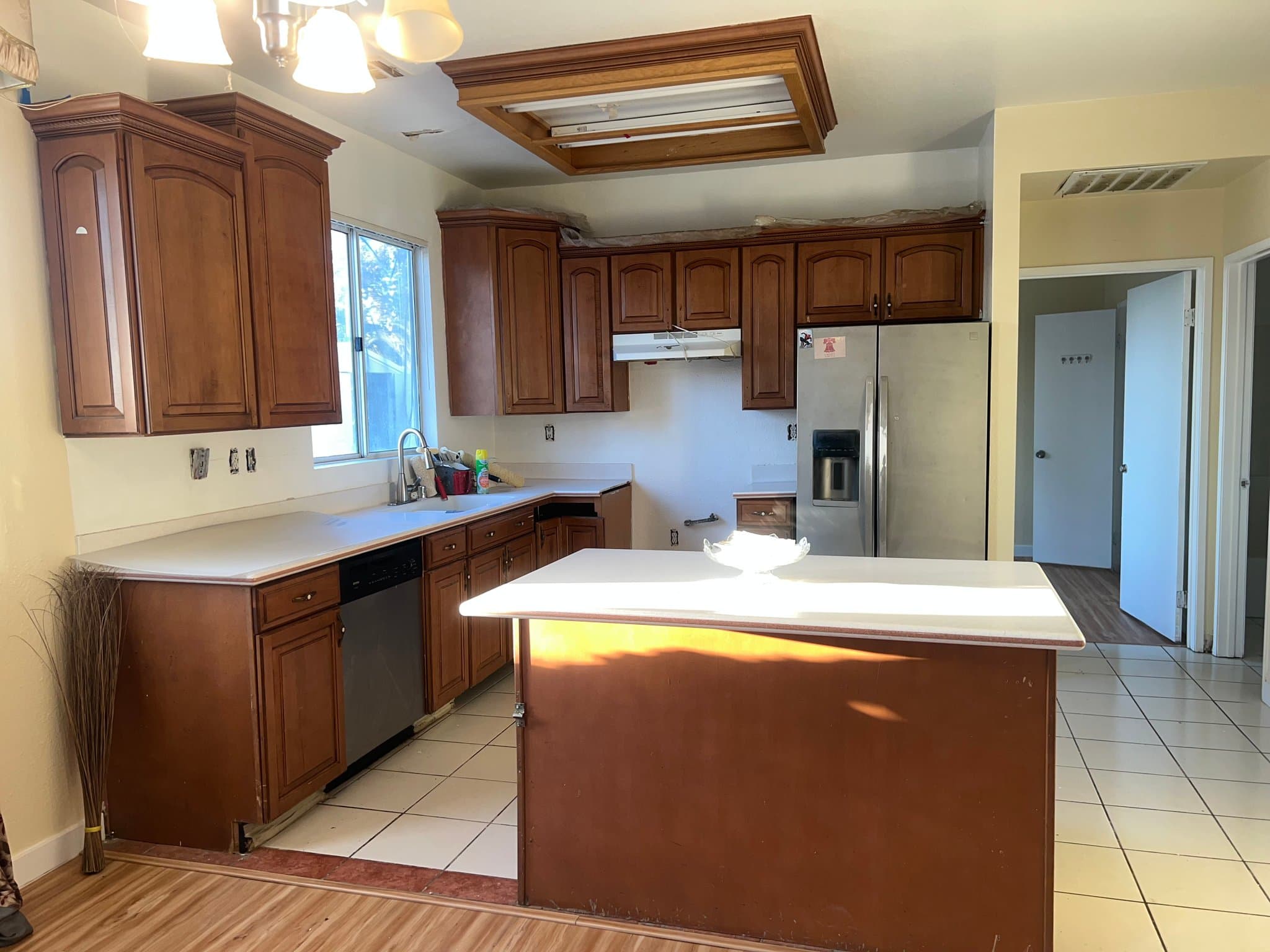 Palmdale House: 39505 Hawthorne St.