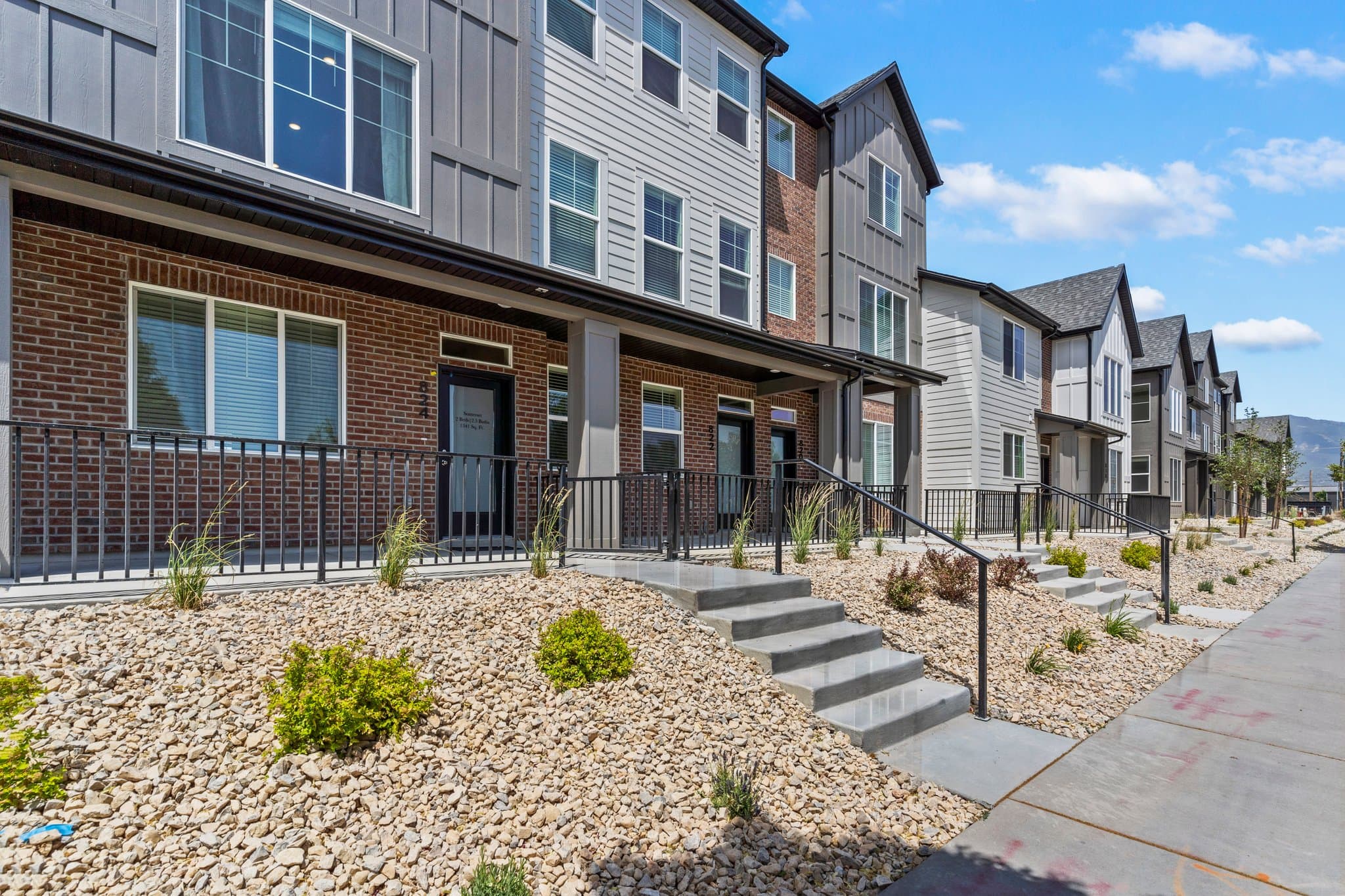 North Salt Lake Townhome: 824 W 1100 N