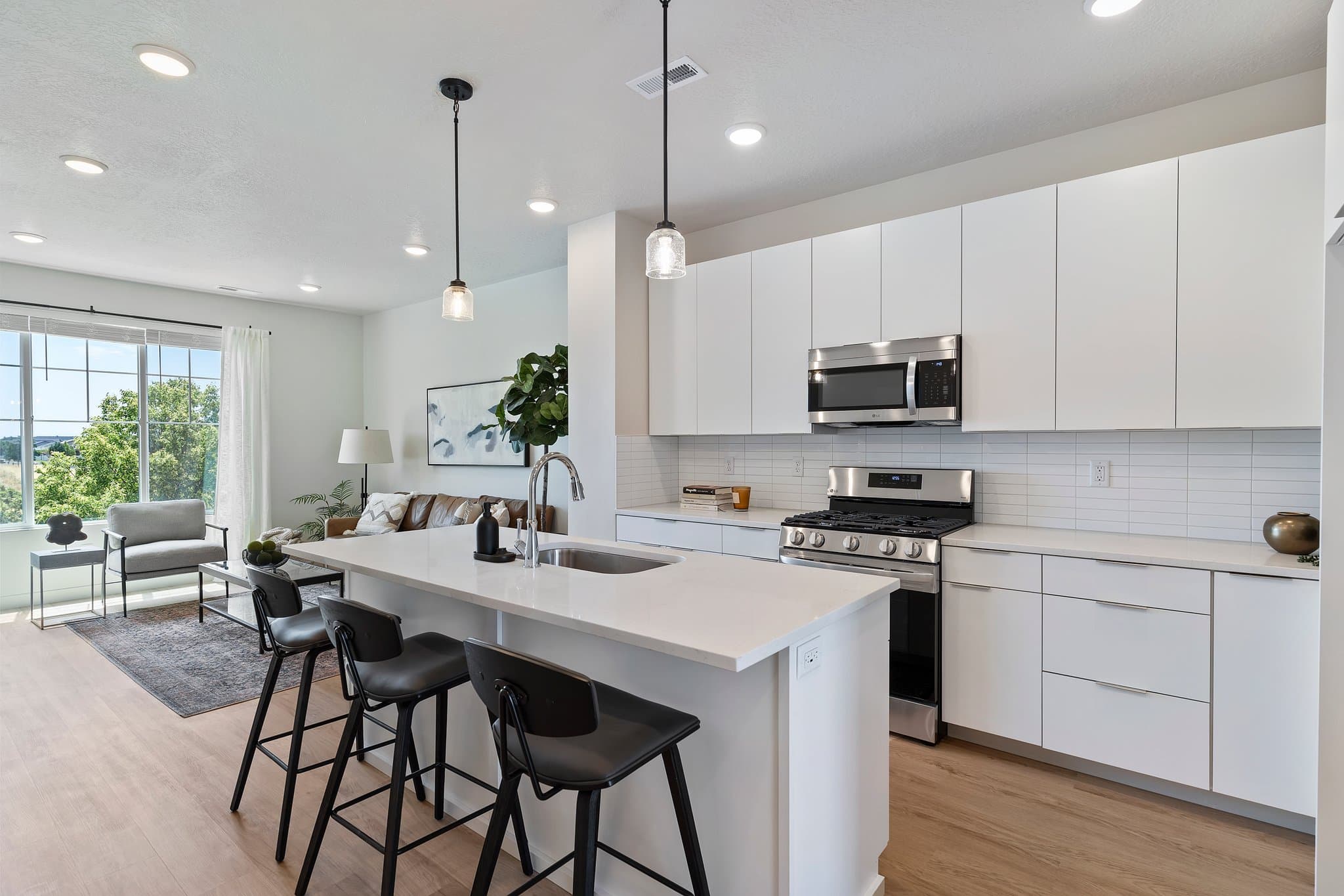 North Salt Lake Townhome: 824 W 1100 N
