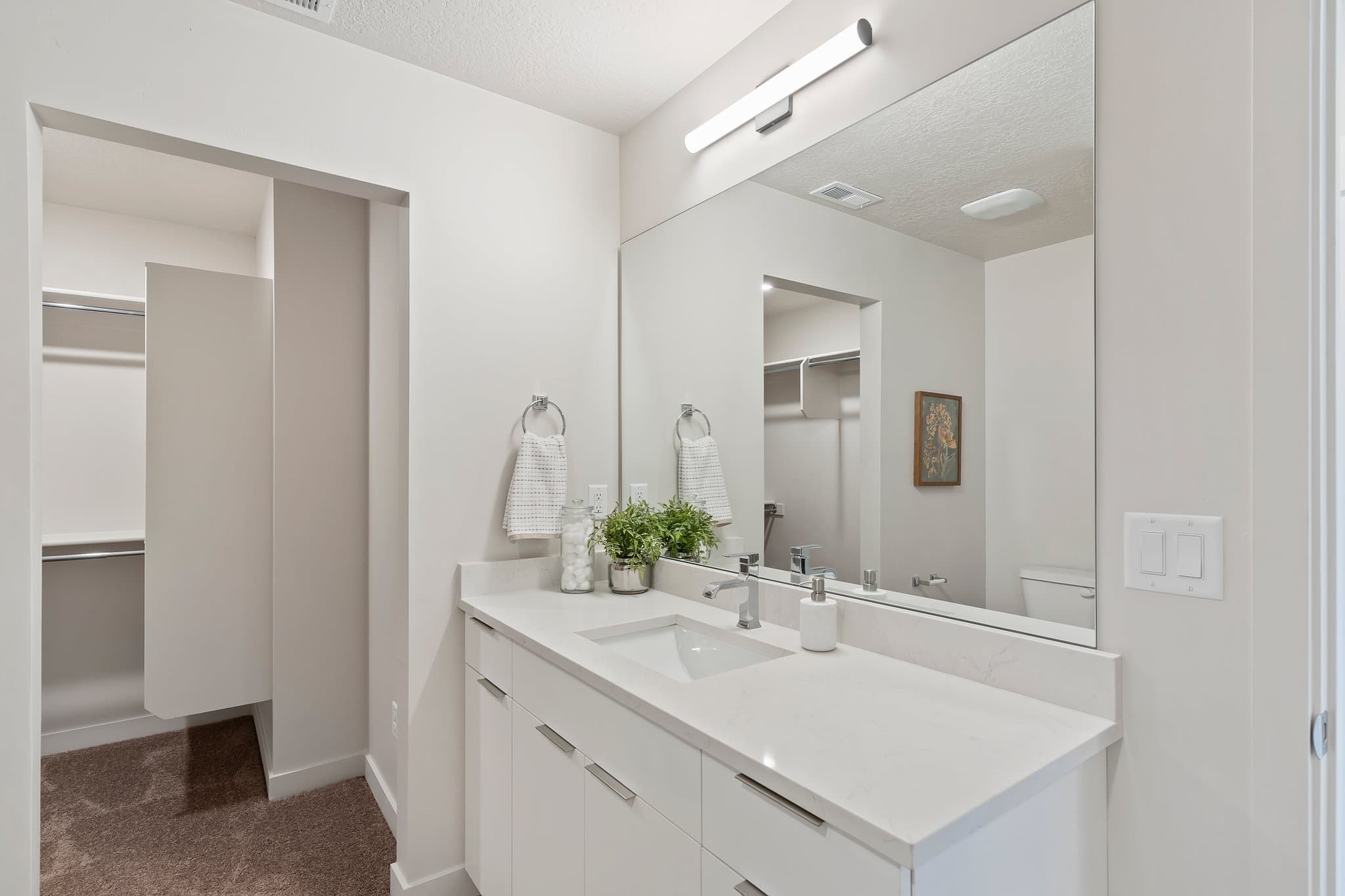 North Salt Lake Townhome: 824 W 1100 N