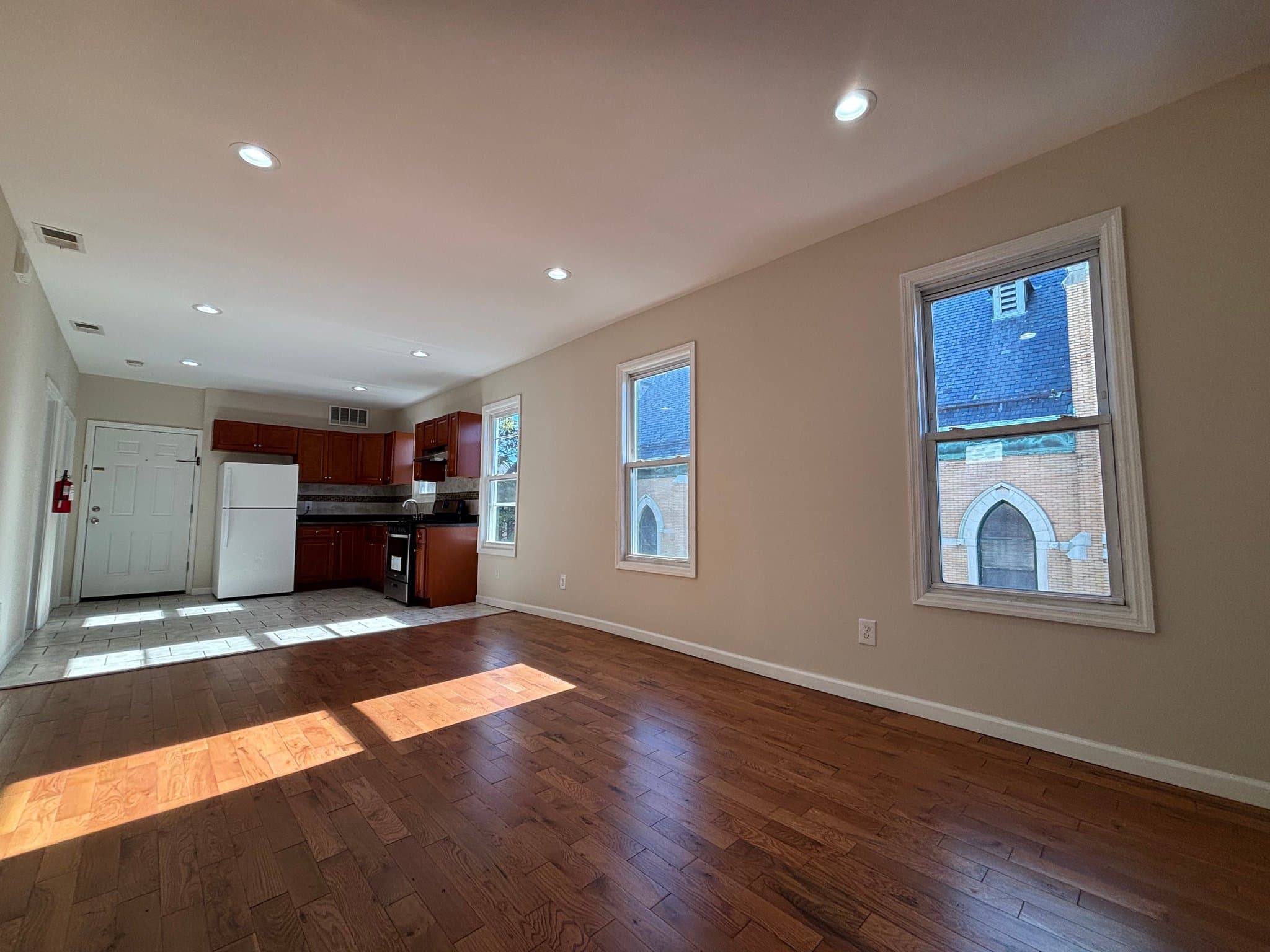 Elizabeth Multiplex: 225 Ripley Pl