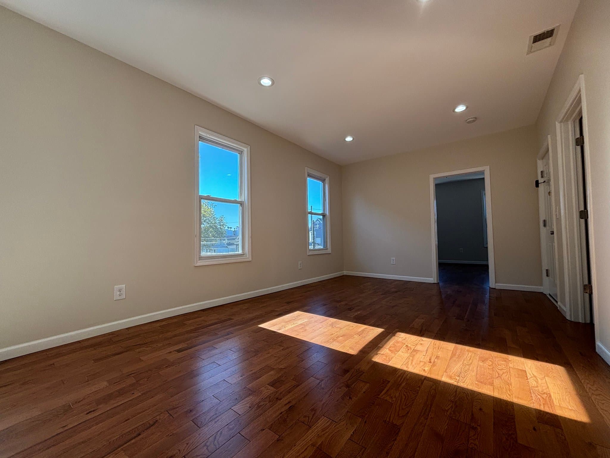 Elizabeth Multiplex: 225 Ripley Pl