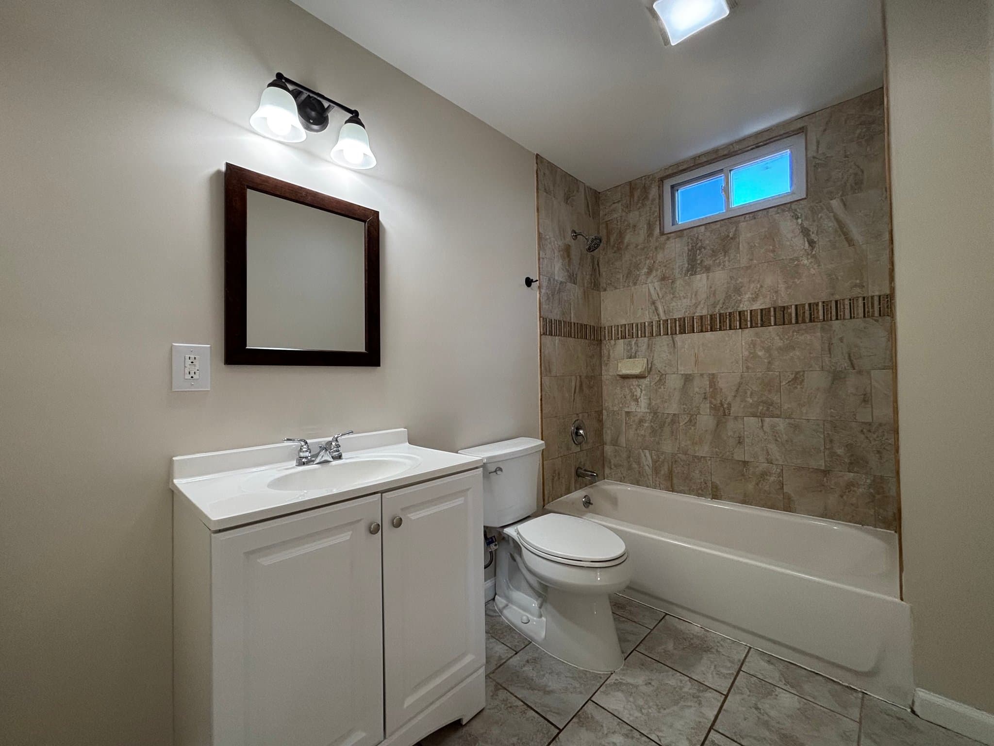 Elizabeth Multiplex: 225 Ripley Pl