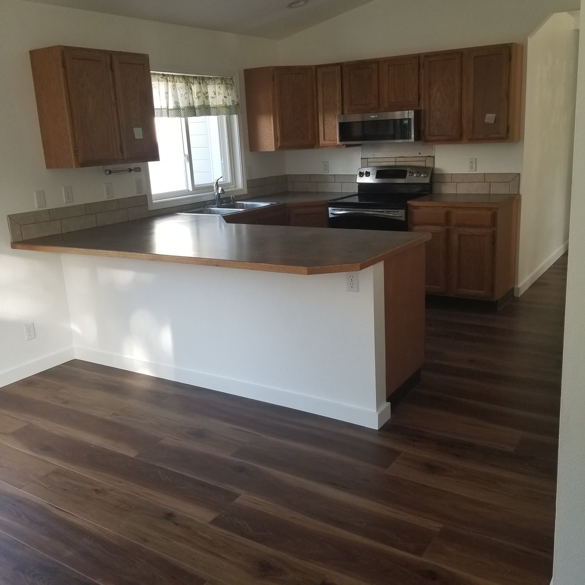 Meridian House: 1676 E Lochmeadow Ct