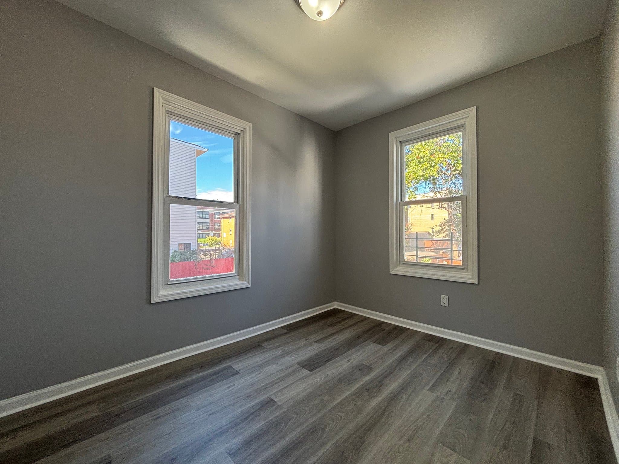 Elizabeth House: 81 Westfield Ave