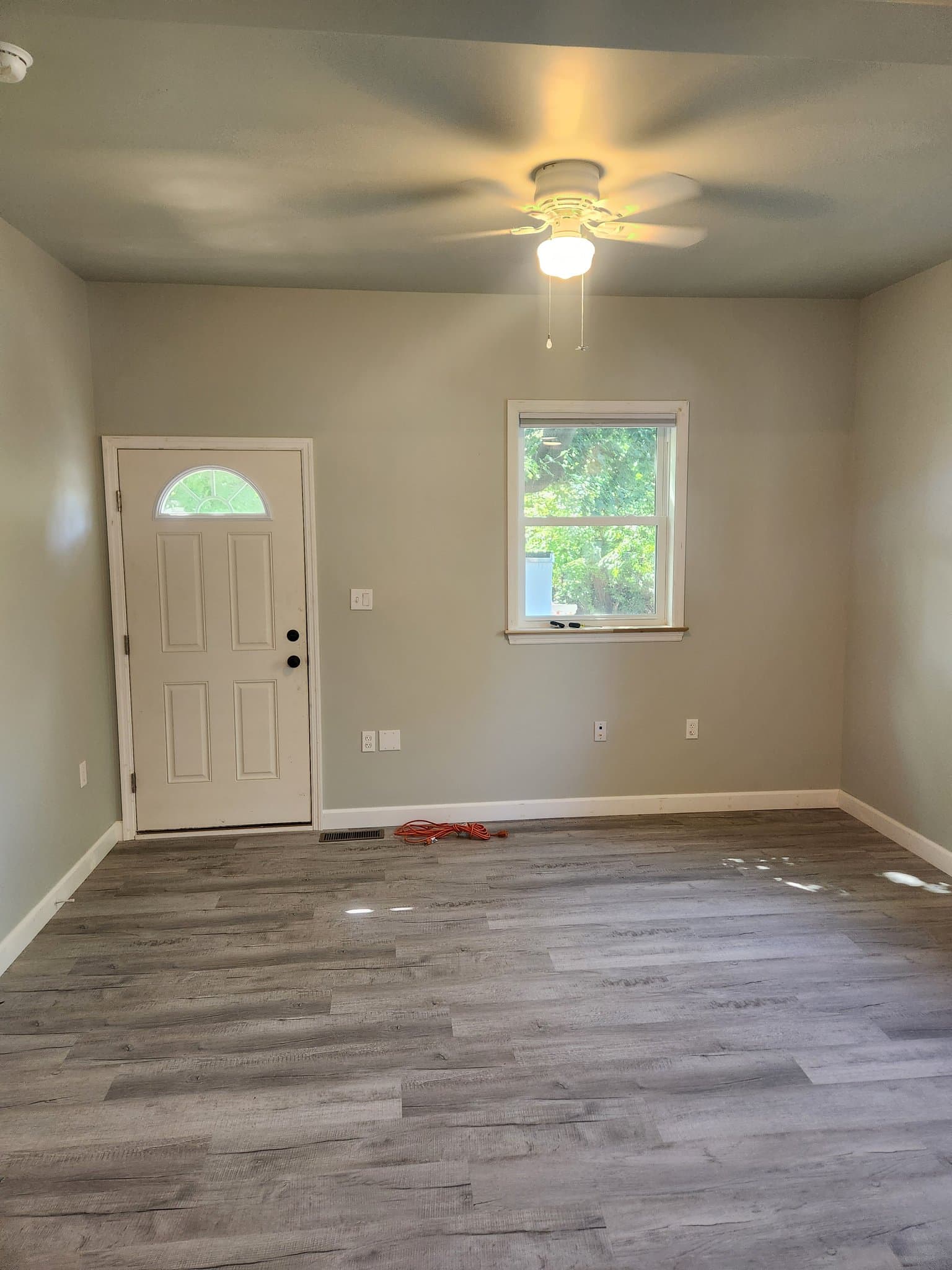 Lancaster Apartment: 22 Dauphin St