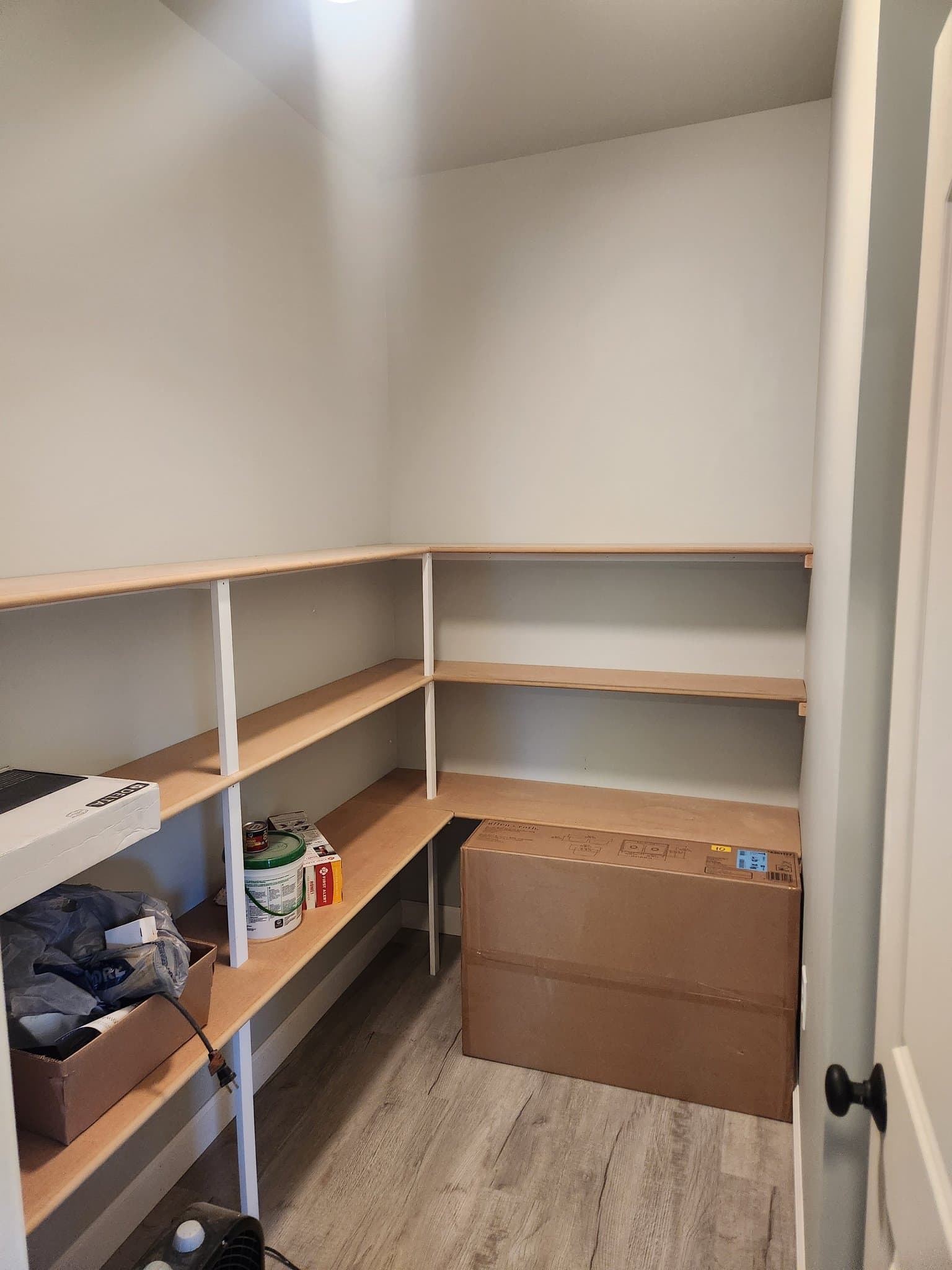 Lancaster Apartment: 22 Dauphin St