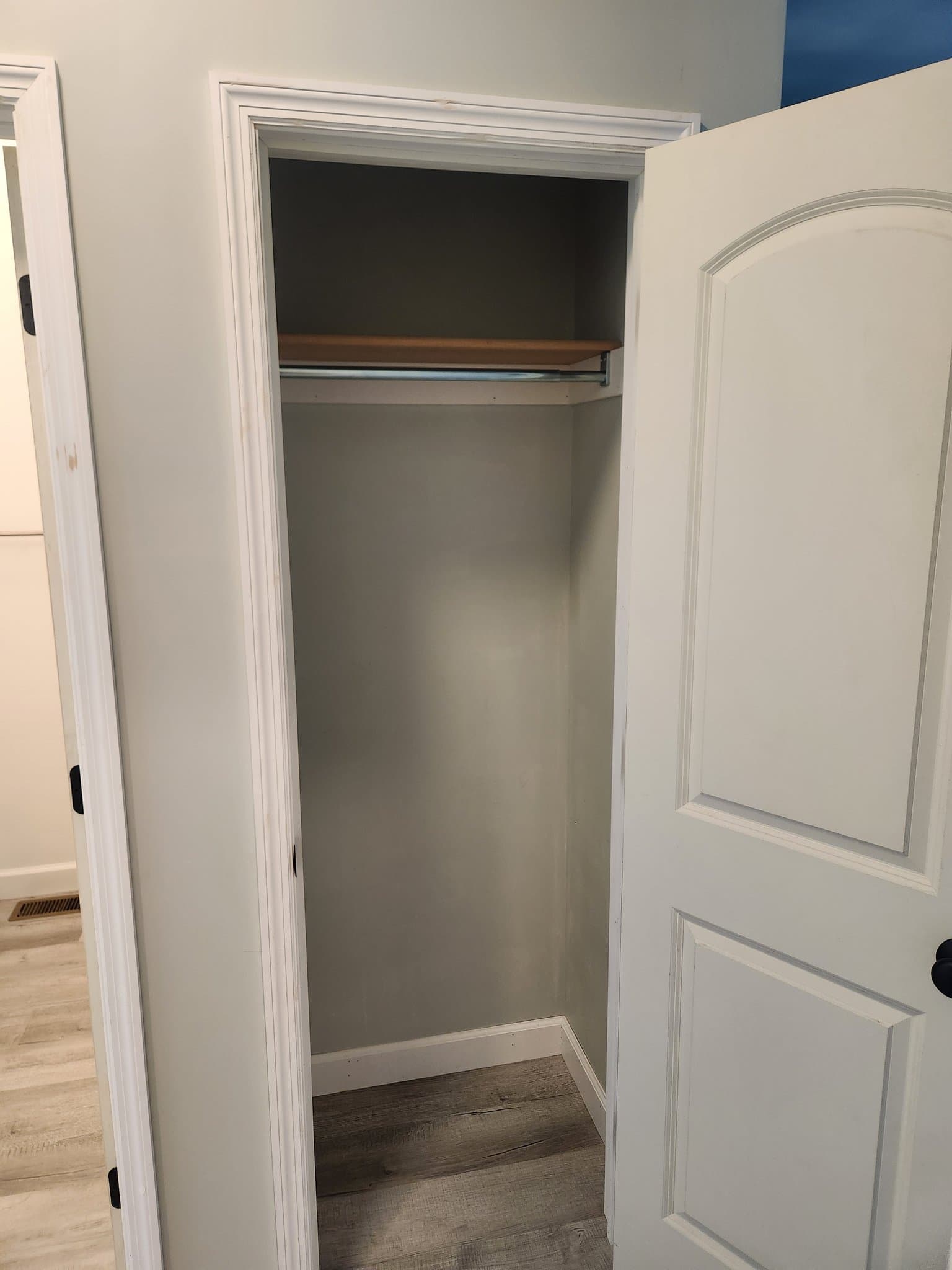 Lancaster Apartment: 22 Dauphin St