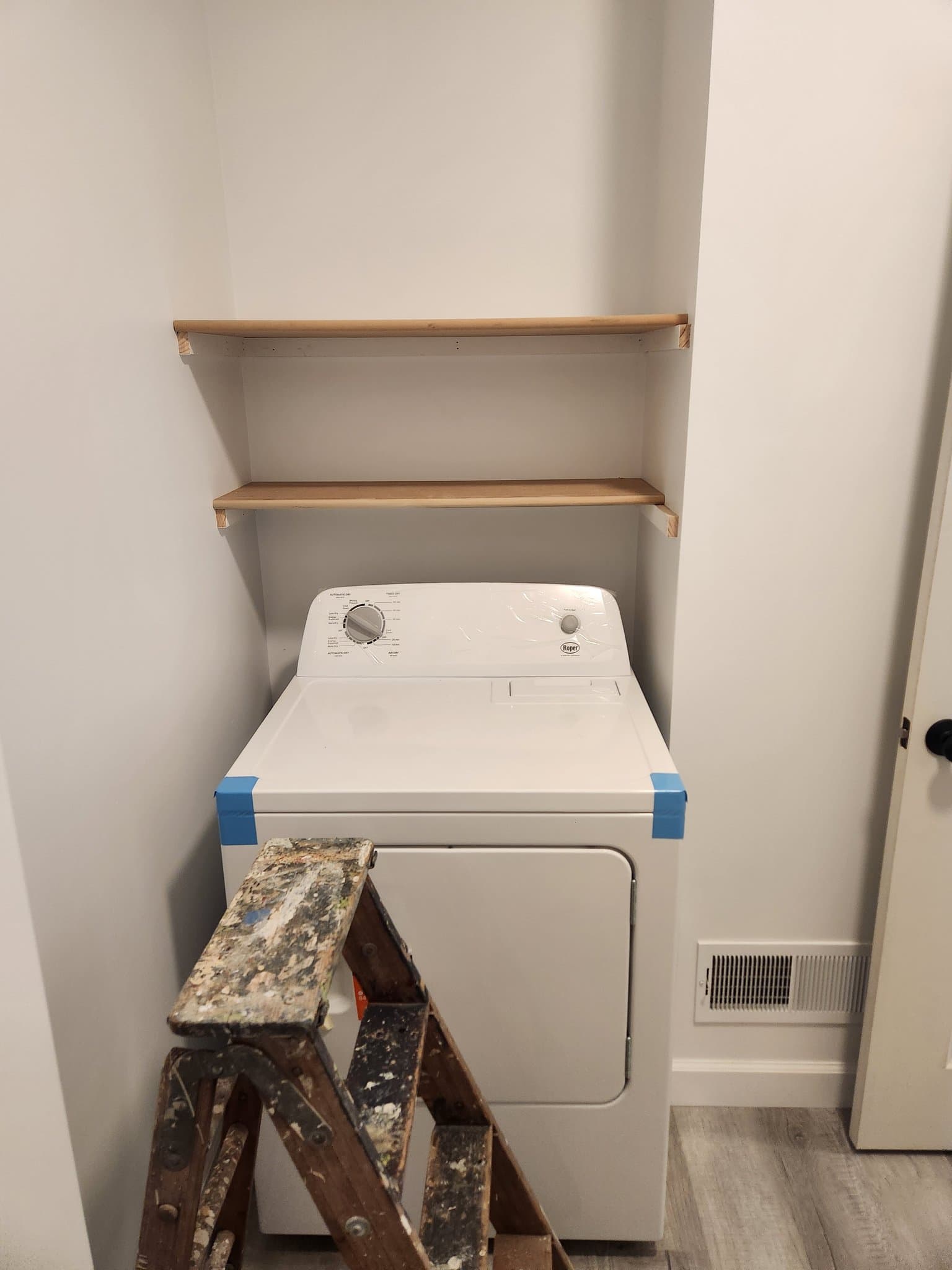 Lancaster Apartment: 22 Dauphin St