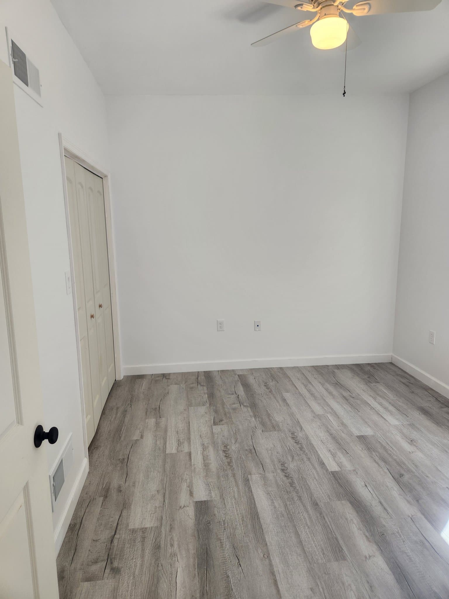 Lancaster Apartment: 22 Dauphin St