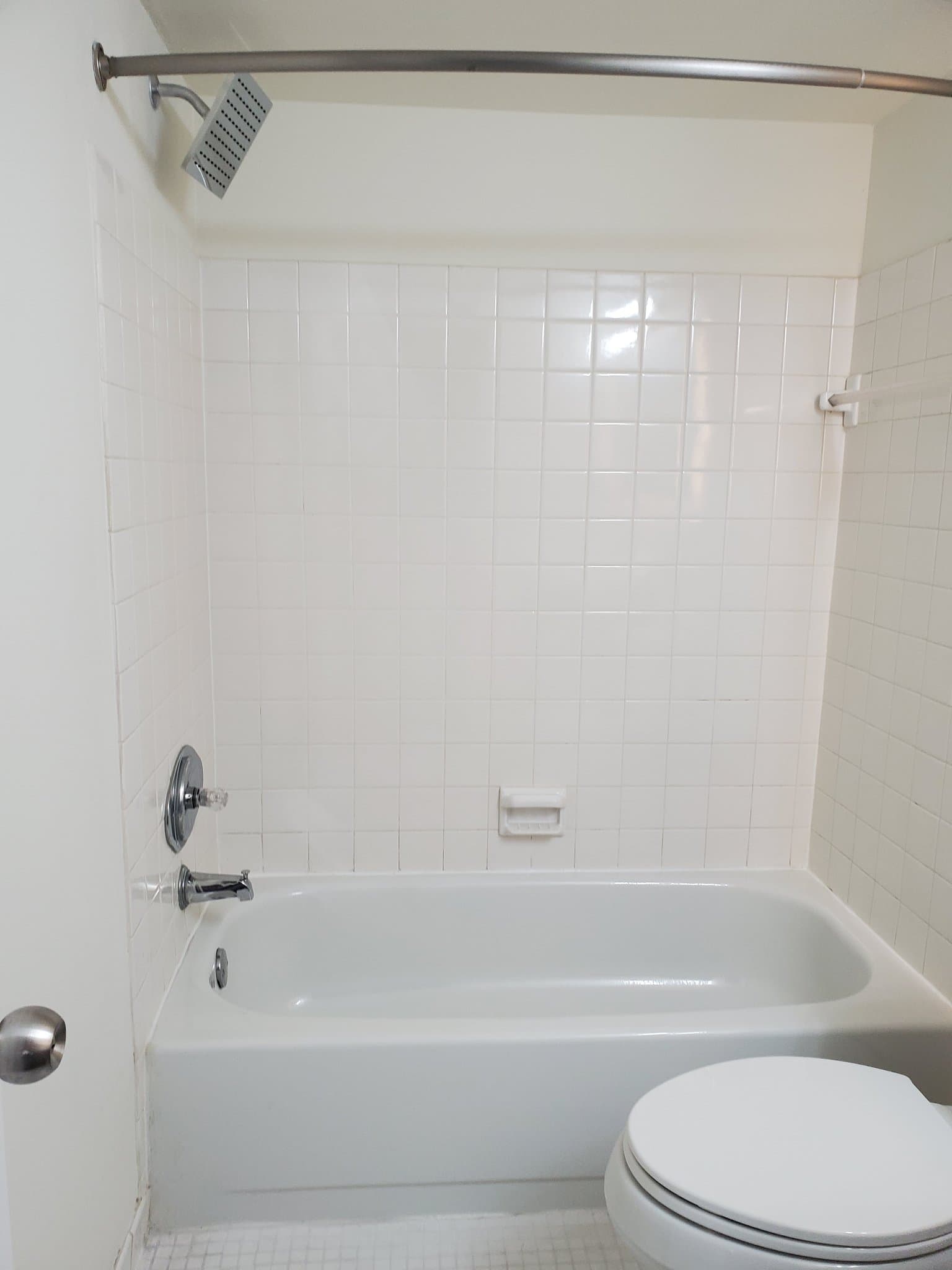 Yardley Townhome: 1680B Bluebird Dr