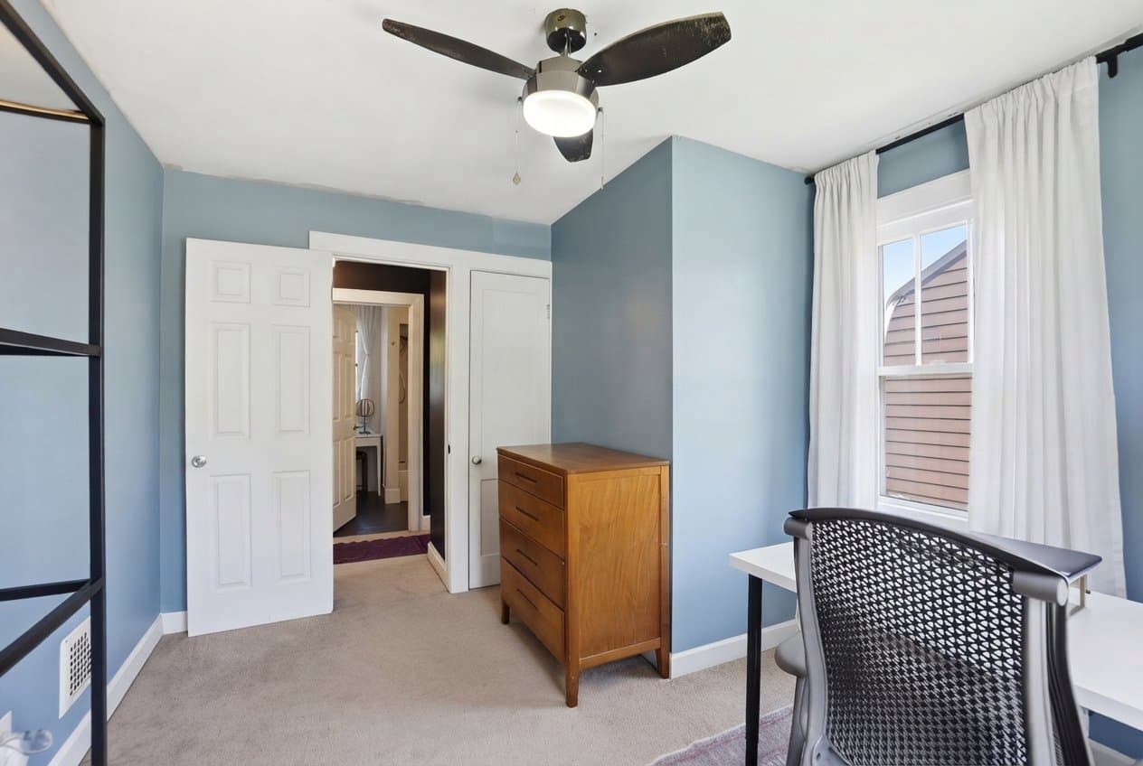 Columbus Single Room: 587 Wiltshire Rd