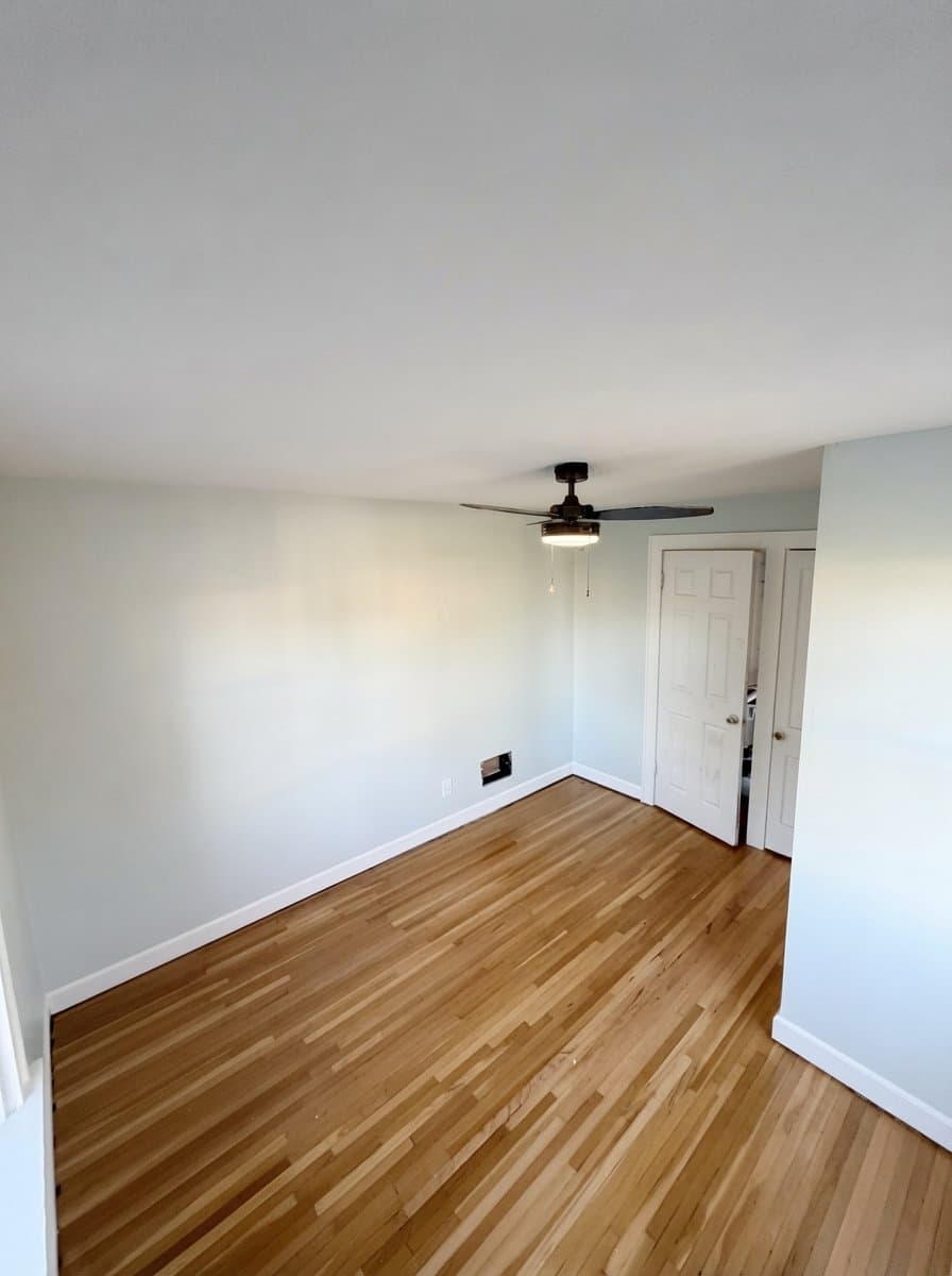 Columbus Single Room: 587 Wiltshire Rd