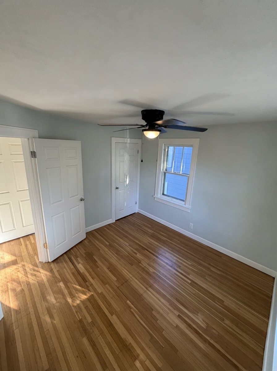 Columbus Single Room: 587 Wiltshire Rd