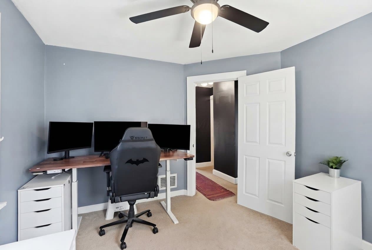 Columbus Single Room: 587 Wiltshire Rd