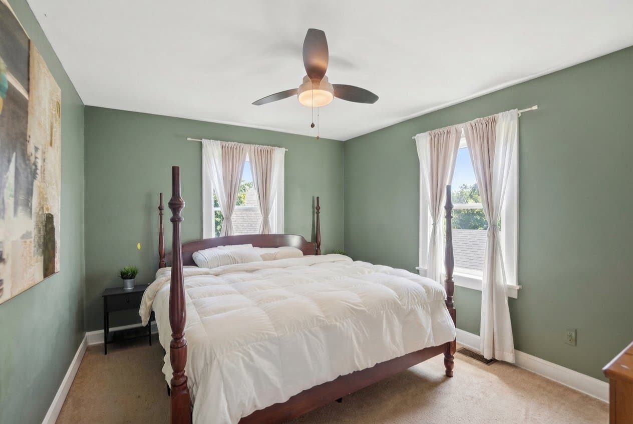 Columbus Single Room: 587 Wiltshire Rd