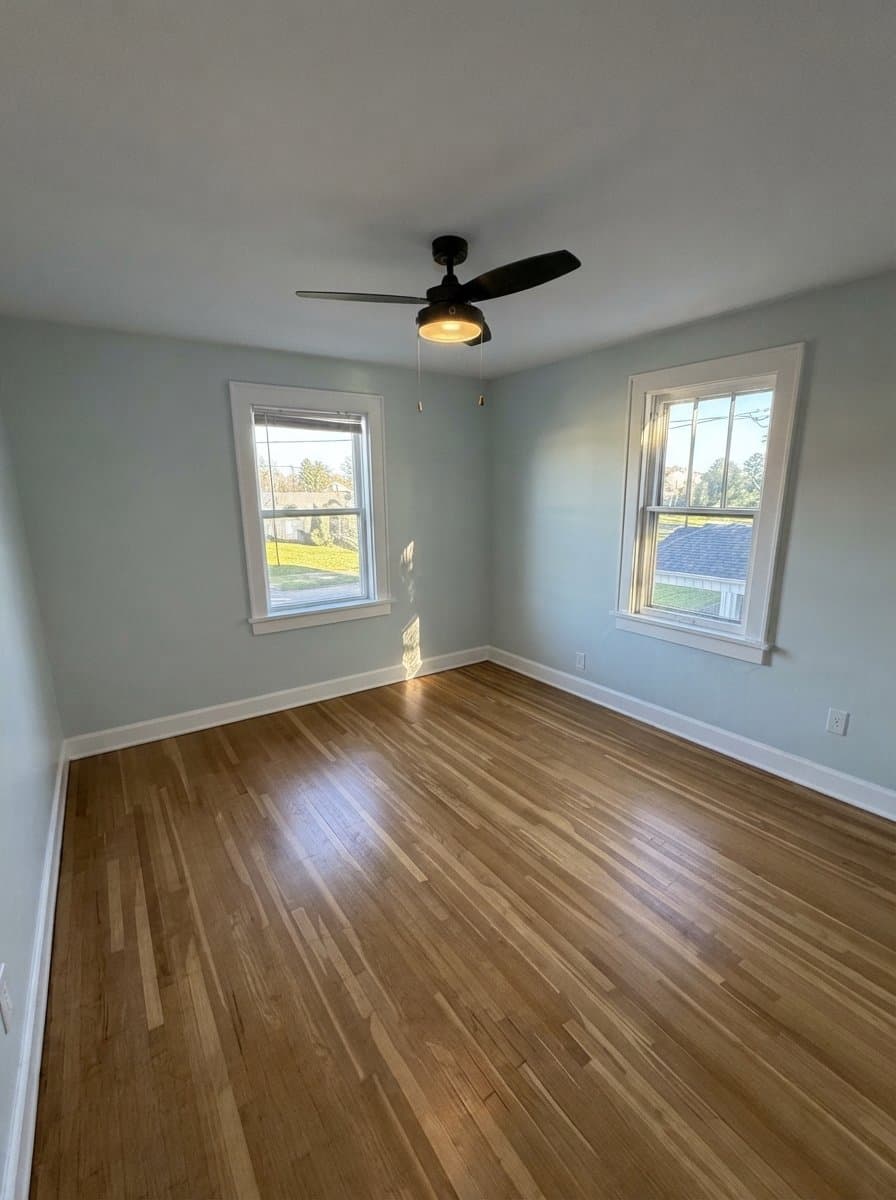 Columbus Single Room: 587 Wiltshire Rd