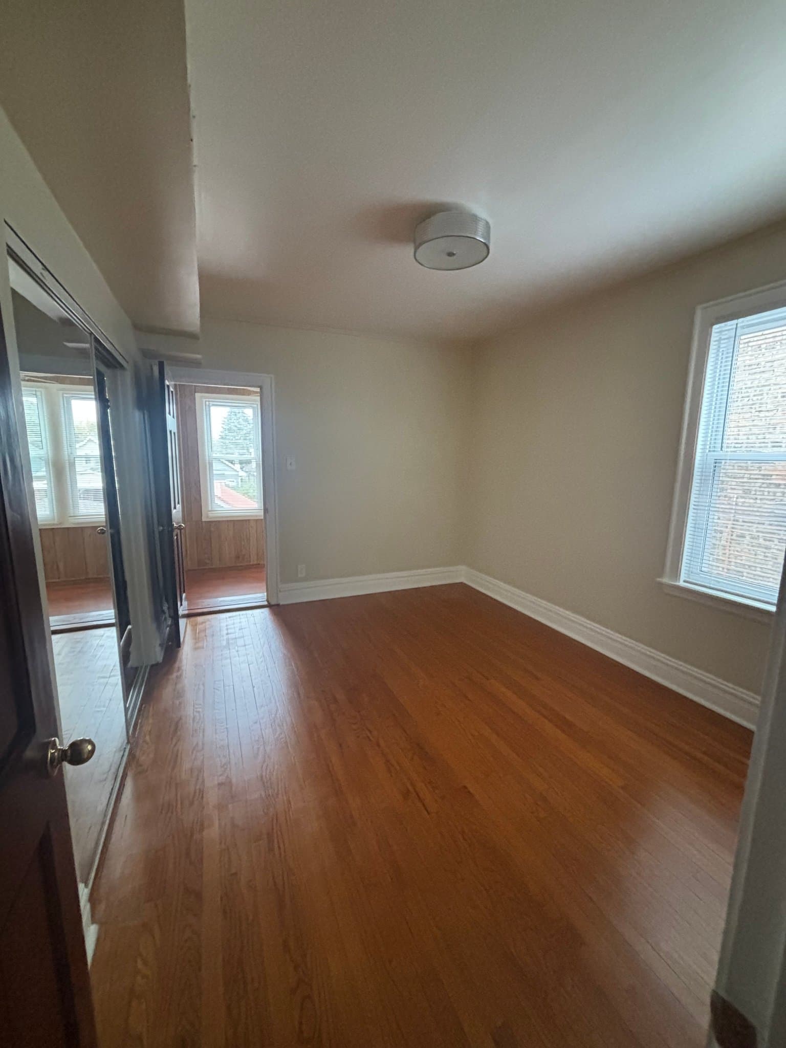 Chicago Multiplex: 5154 W Nelson St