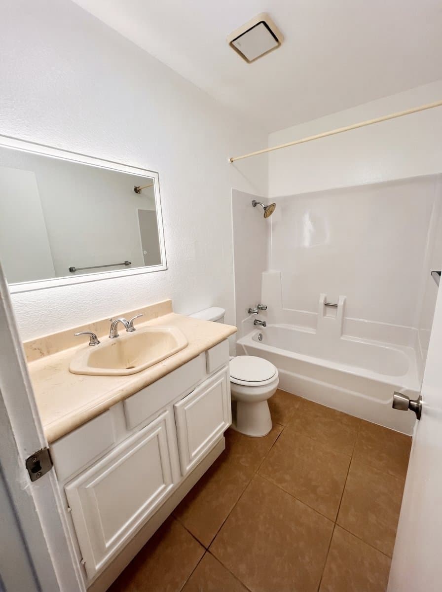 Las Vegas Apartment: 2300 Pearson court
