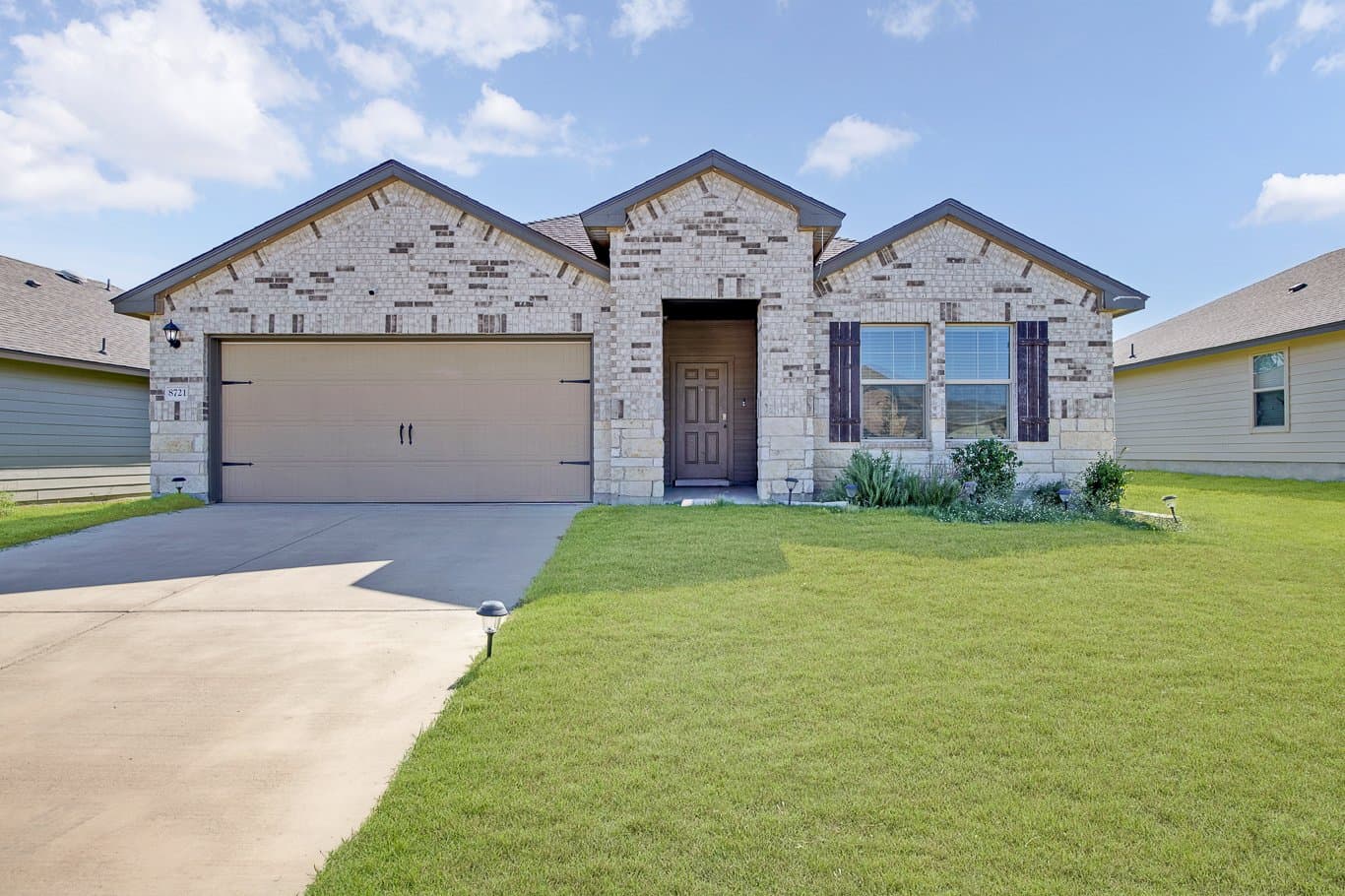 Temple House: 8721 Cantera Ridge Rd