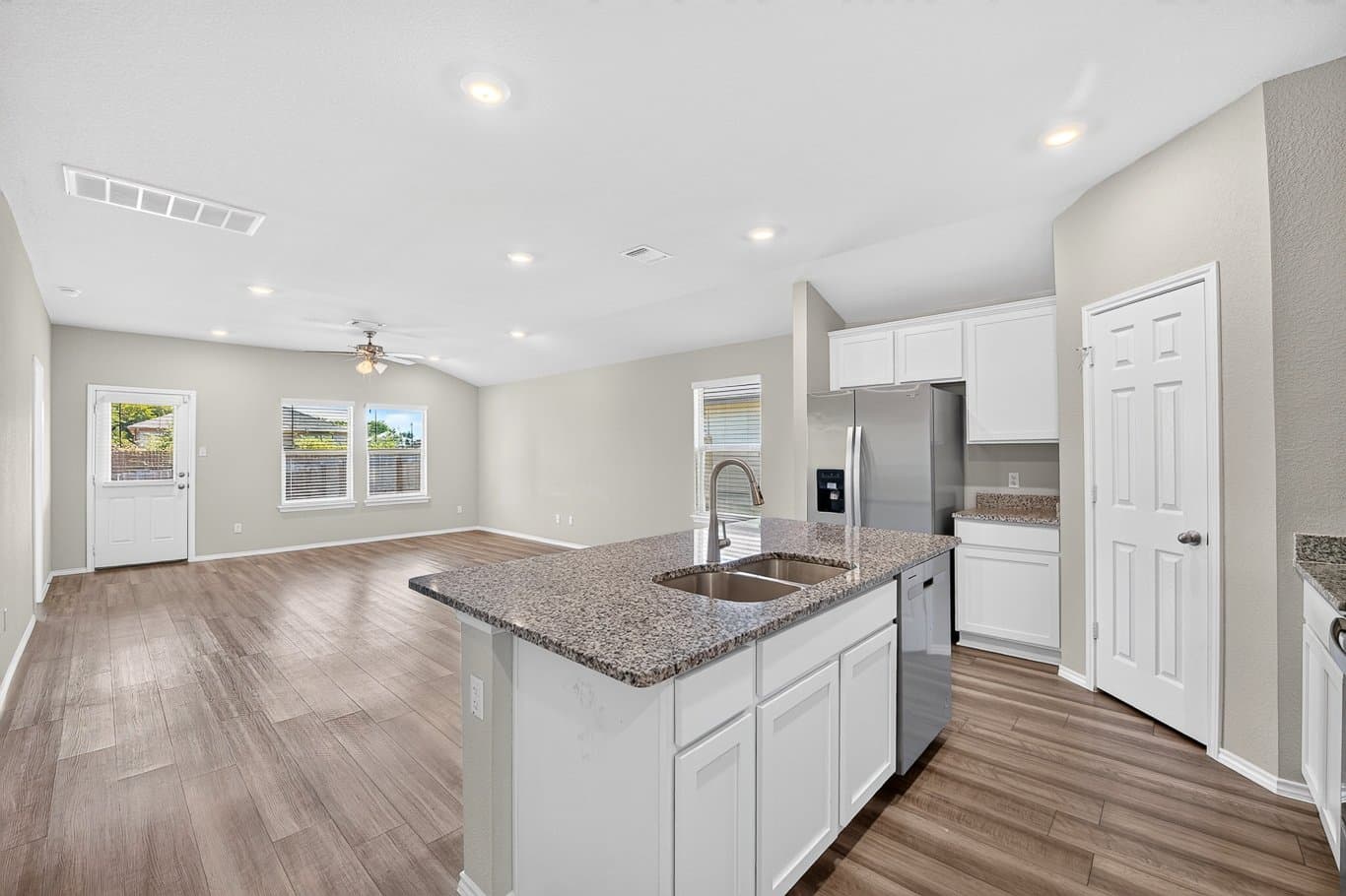Temple House: 8721 Cantera Ridge Rd